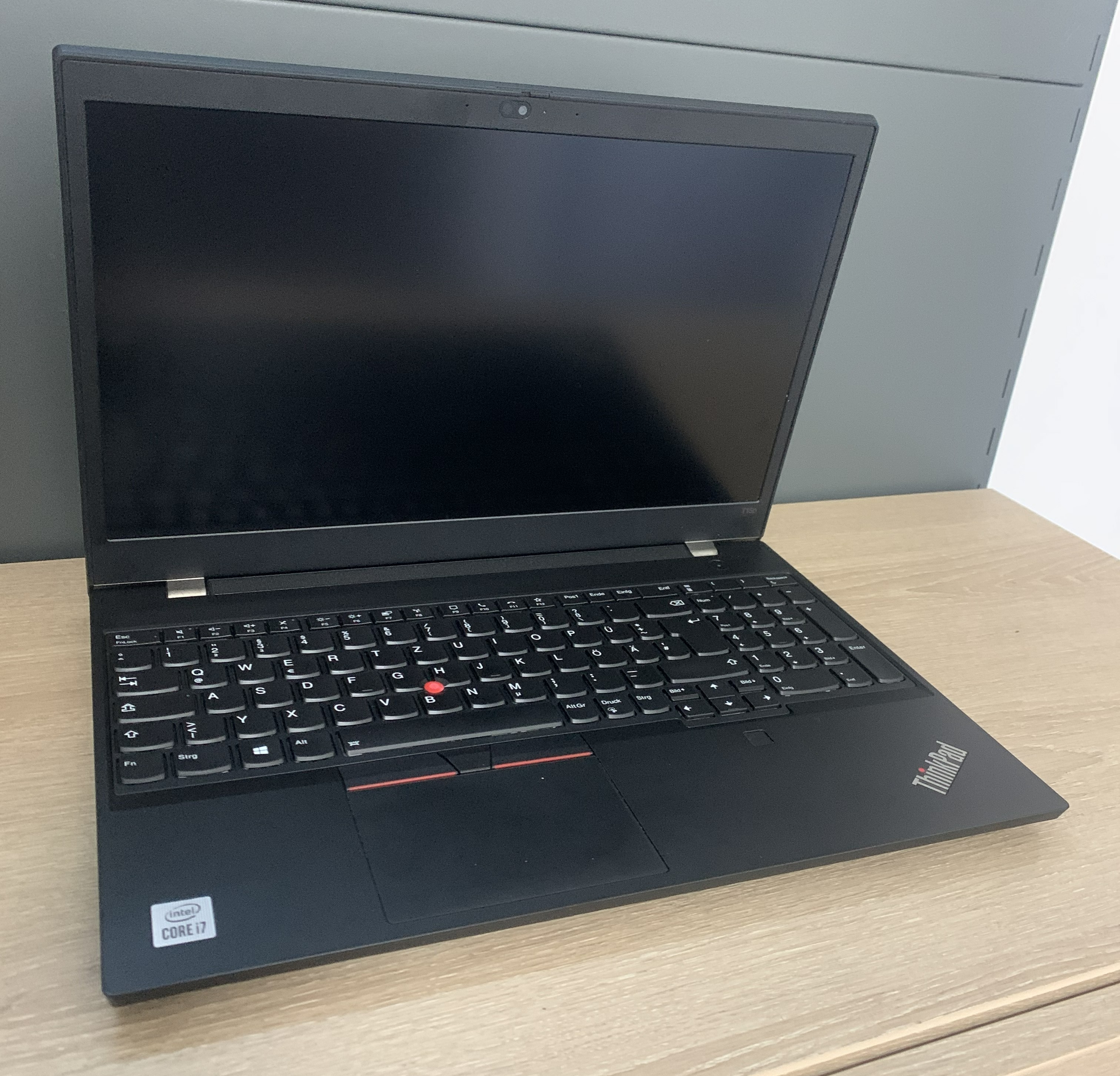 Lenovo Thinkpad T15p G1  i7-10750H 32GB 1TB NVMe GTX 1050 4K UHD W11 B-Ware16