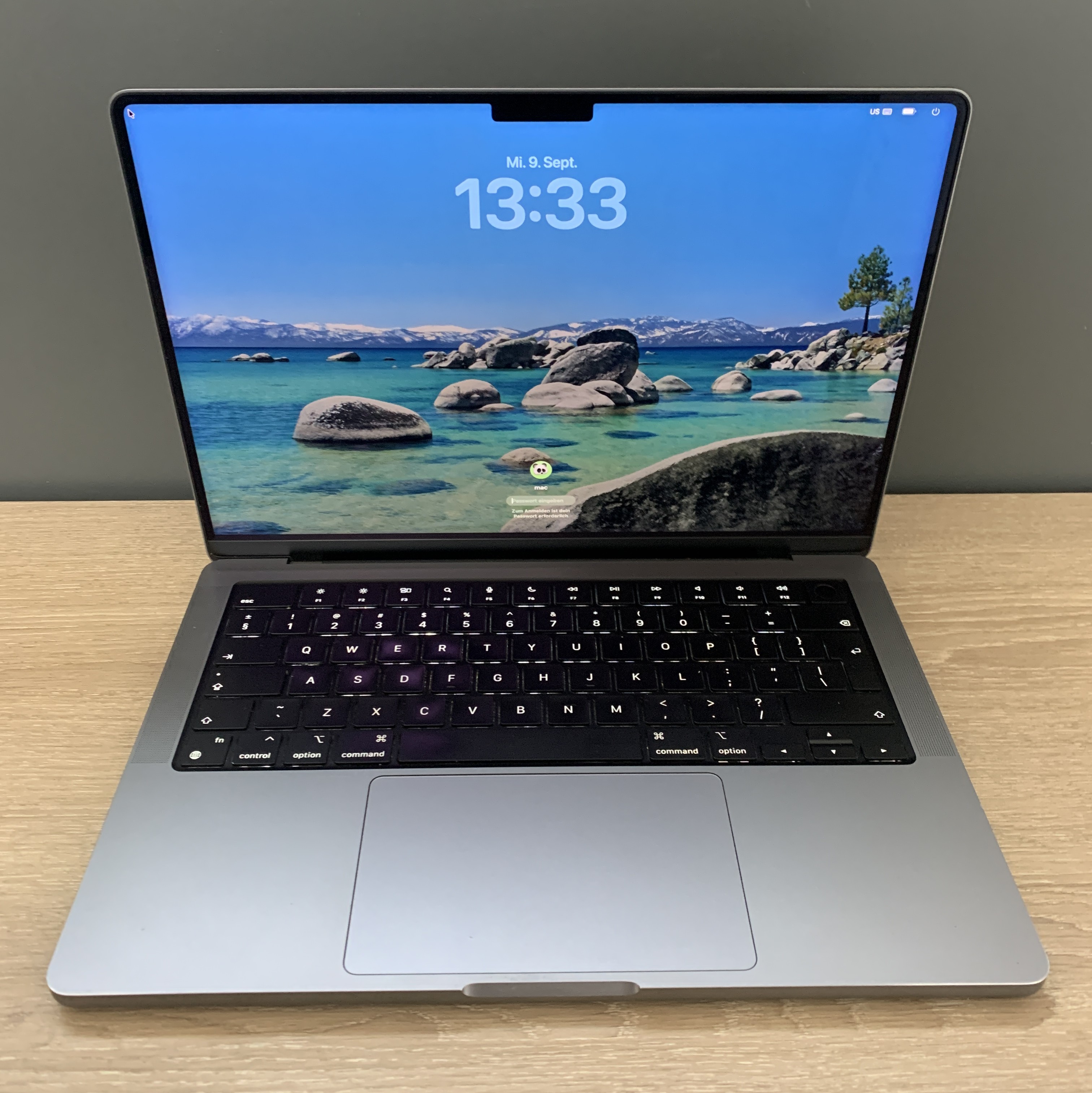 MacBook Pro A2779 Apple M2 Pro 10 CPU /16GPU 16GB 512GB NVMe macOS B-Ware17