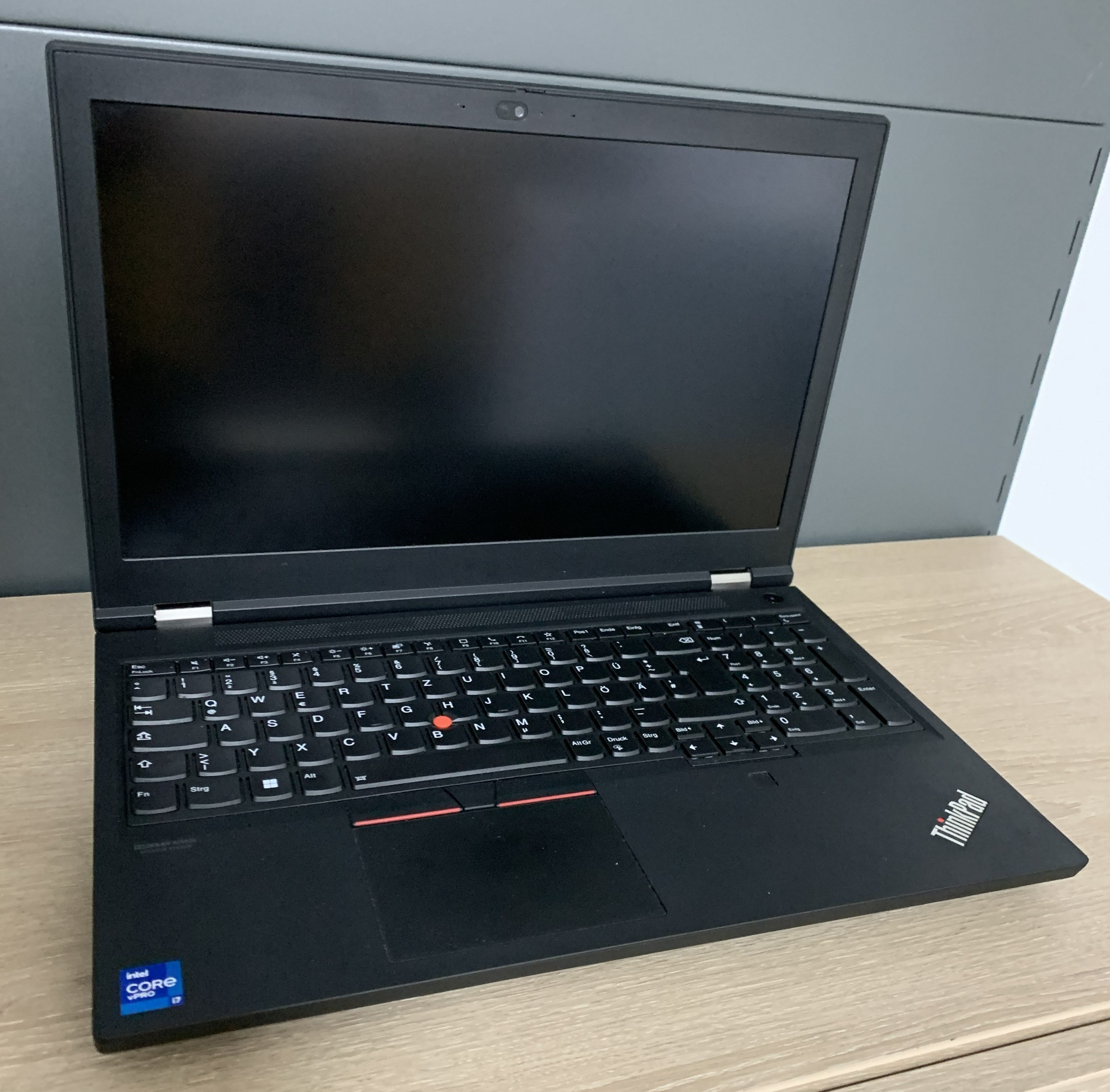 Lenovo Thinkpad P15 G2 i7-11850H 24GB 256GB  NVMe RTX A3000 6GB CAM W11 B-Ware7
