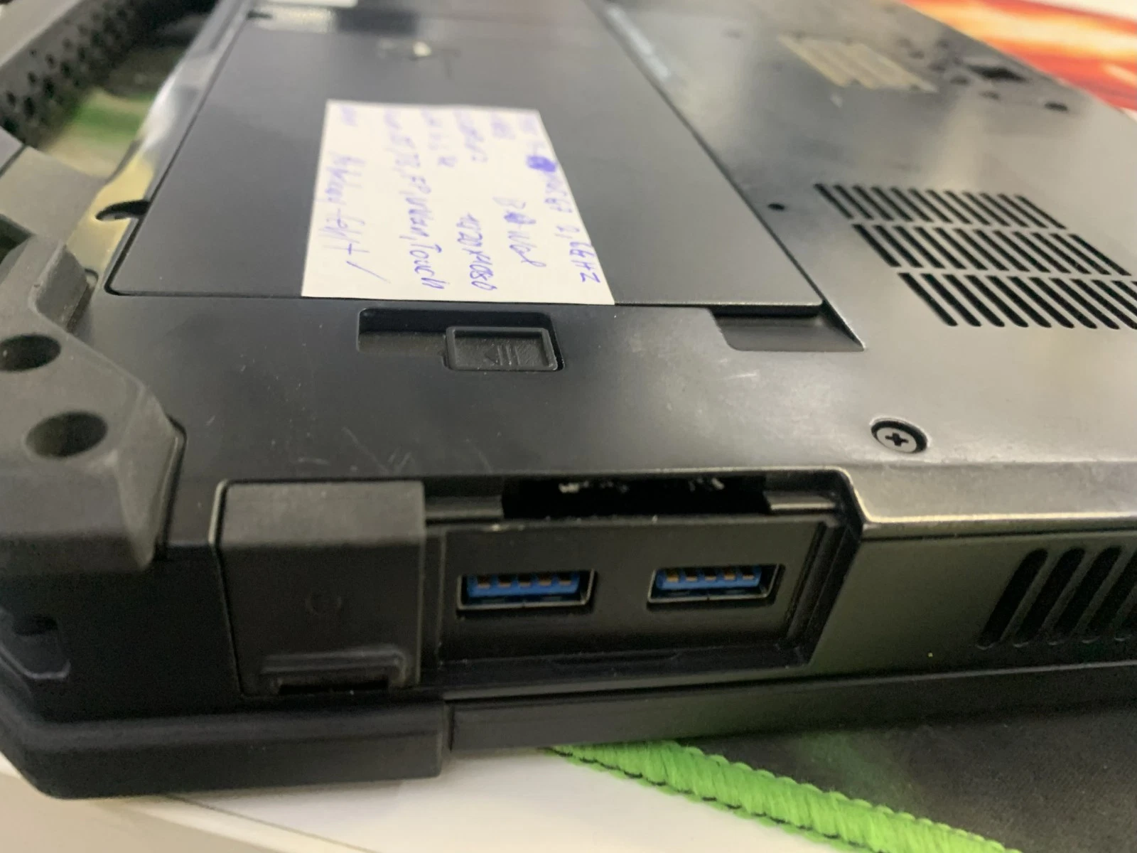 Dell Latitude 5430 Rugged TOUCH i5-1145G7 16GB 256GB NVMe Iris Xe W11 B-Ware2