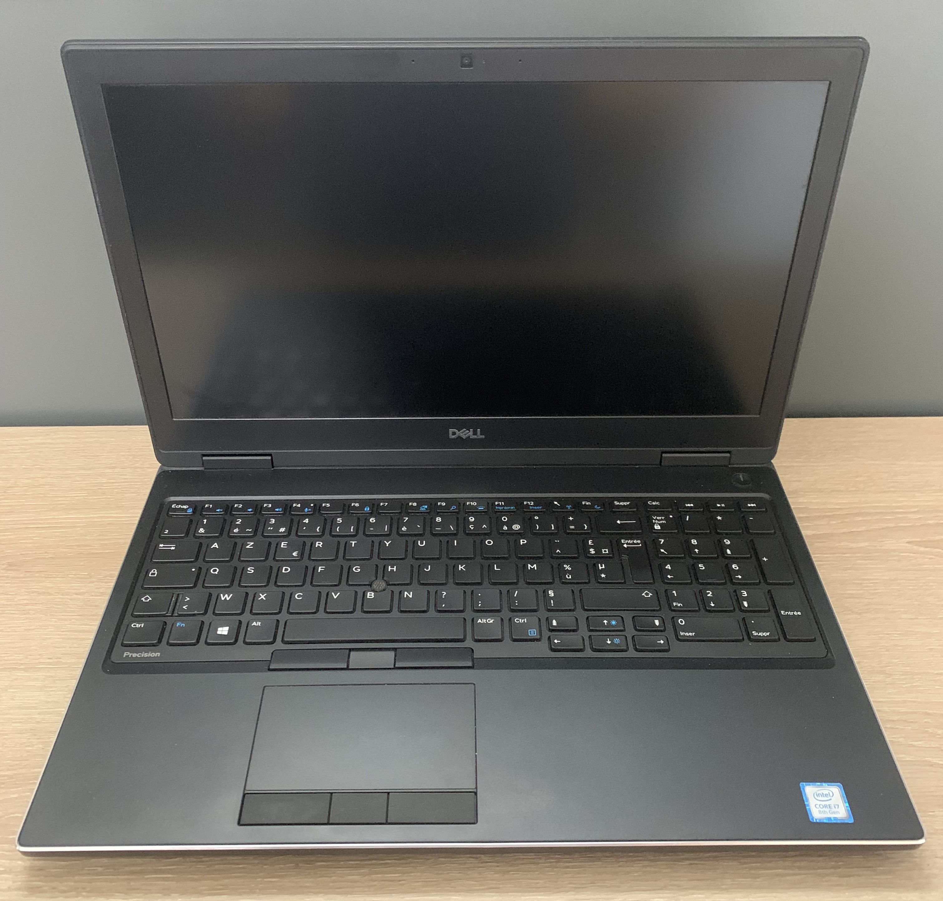 Dell Precision 7530 i7-8850H 32GB DDR 256GB M.2 SSD Full HD  CAM W11 A-Ware1