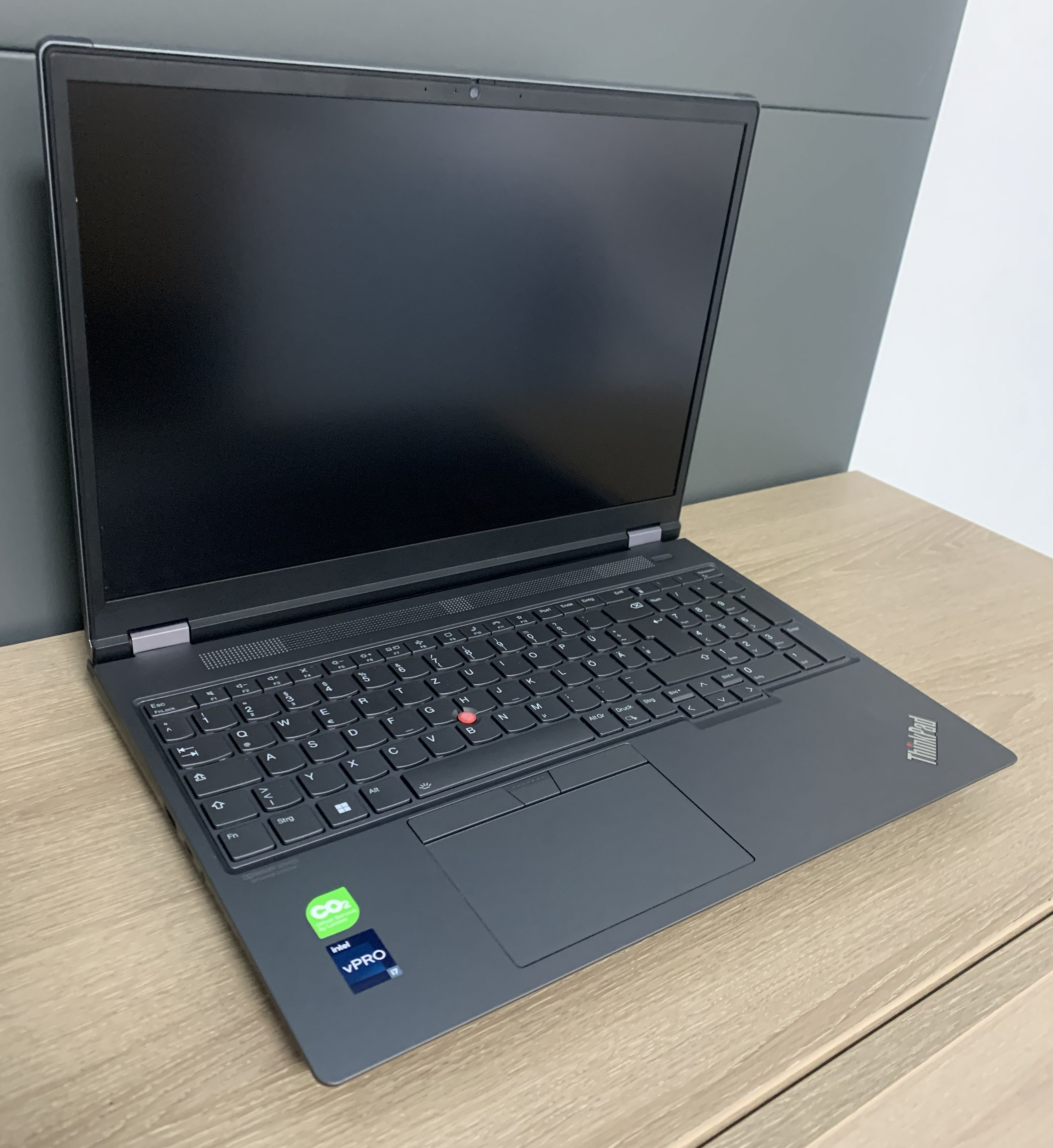 Lenovo ThinkPad P16 G2 i7-13850HX vPro 64GB DDR 1TB NVMe RTX A1000 6GB WUXGA W11