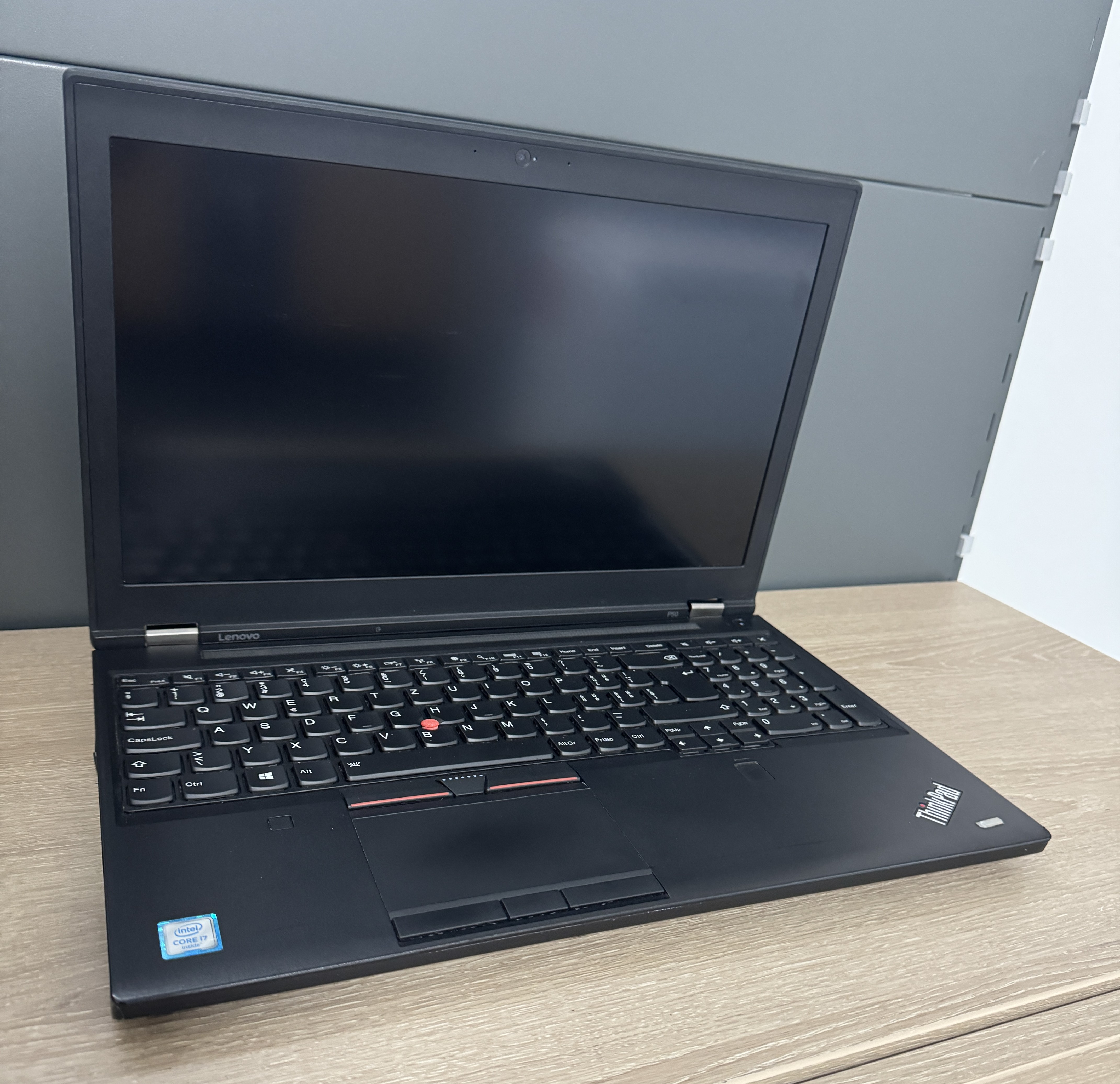 Lenovo Thinkpad P50 i7-6700HQ 32GB DDR 512GB M.2 SSD M1000M CAM W10 B-Ware19