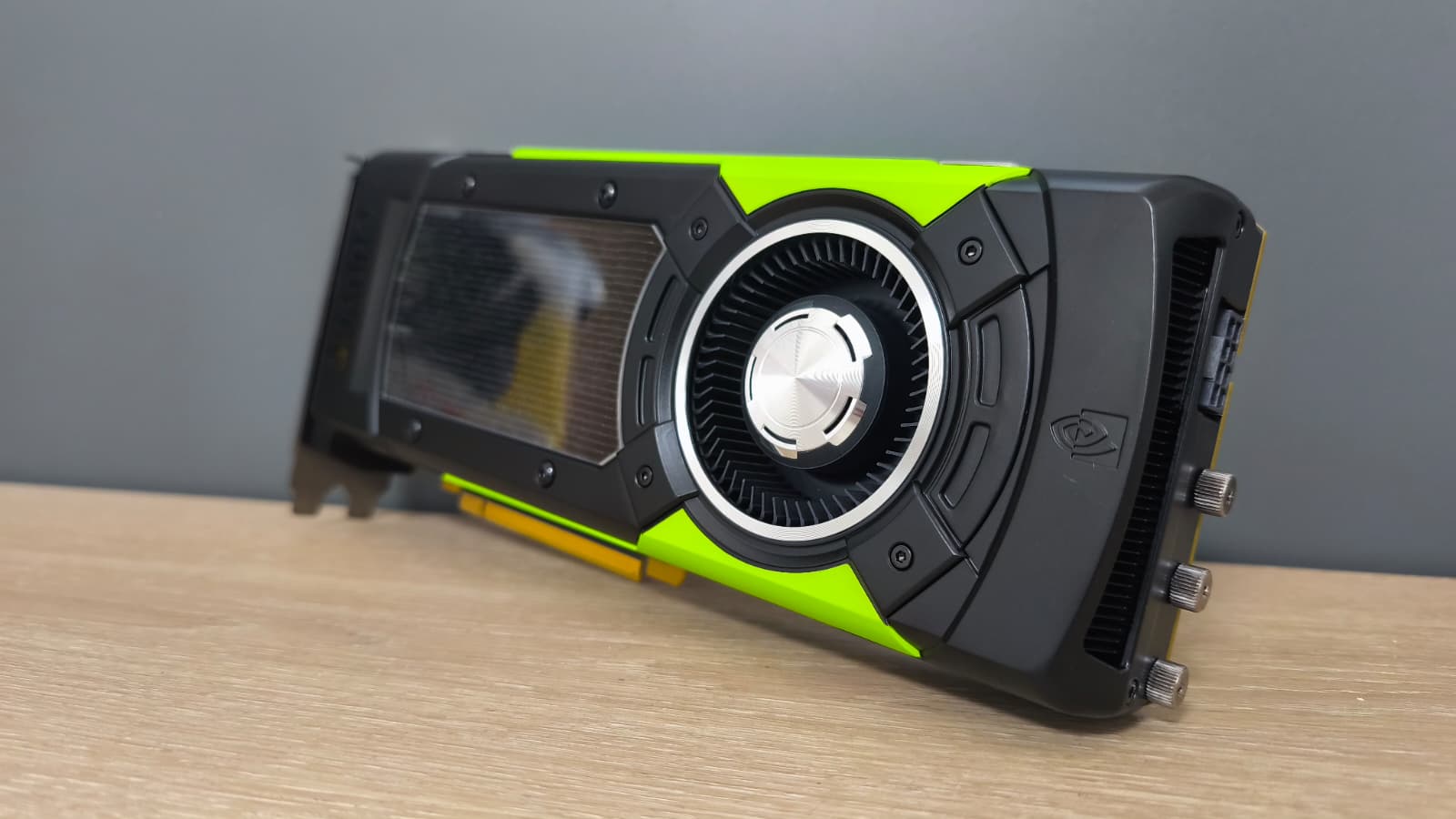 Nvidia Quadro P6000 24GB Grafikkarte PCIe 4xDP 1xDVI