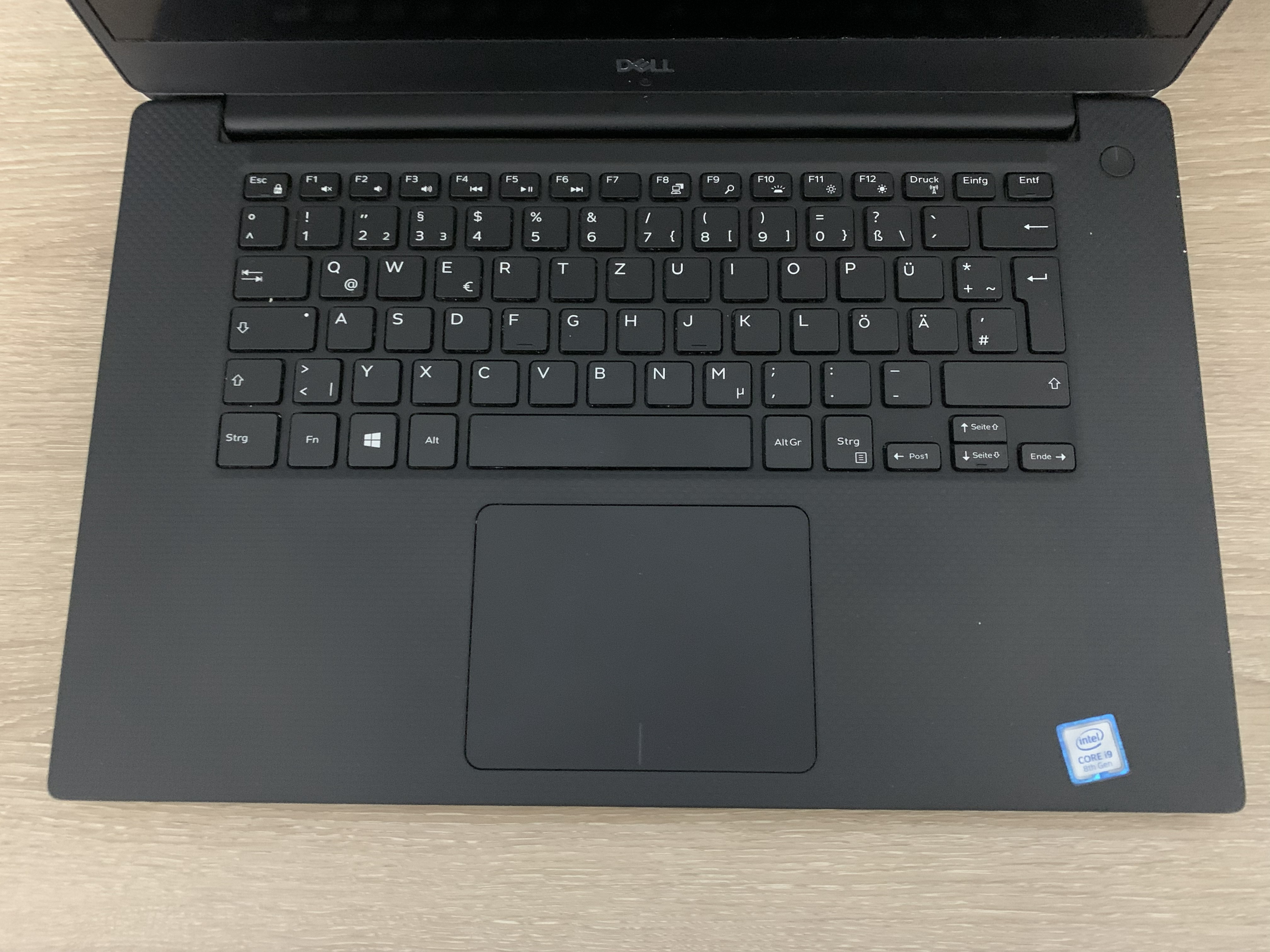 Dell Precision 5530 i9-8950HK 32GB 512GB M.2 SSD +500GB HDD P2000 4GB W11 A-Ware