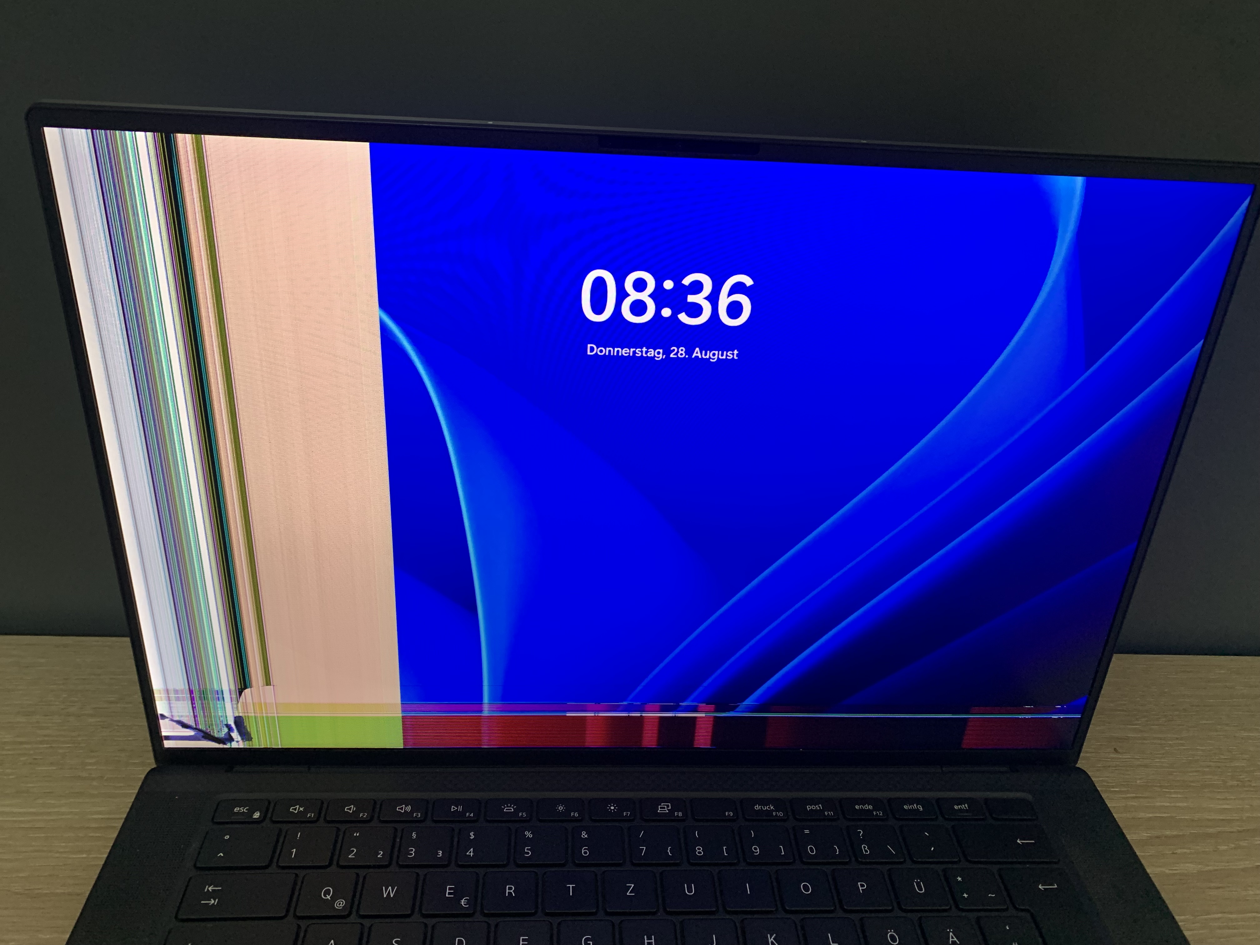 Dell Precision 5550 i7-10750H 64GB DDR 1TB NVMe T1000 WUXGA W11 Displaybruch1