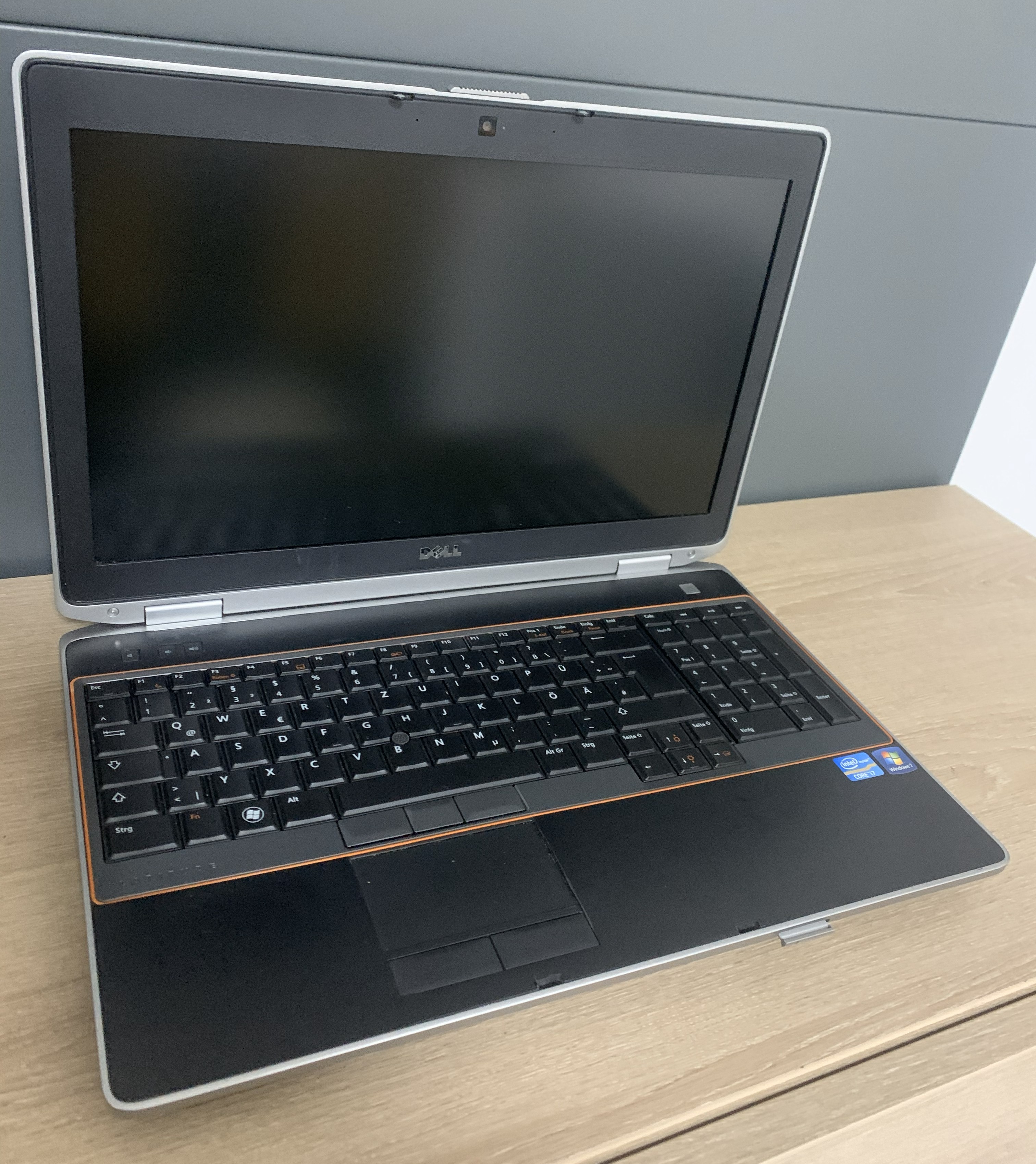 Dell Latitude E6520  i7-2640M 2,80GHz 8GB DDR 1TB HDD NVS 4200M CAM RW B-Ware