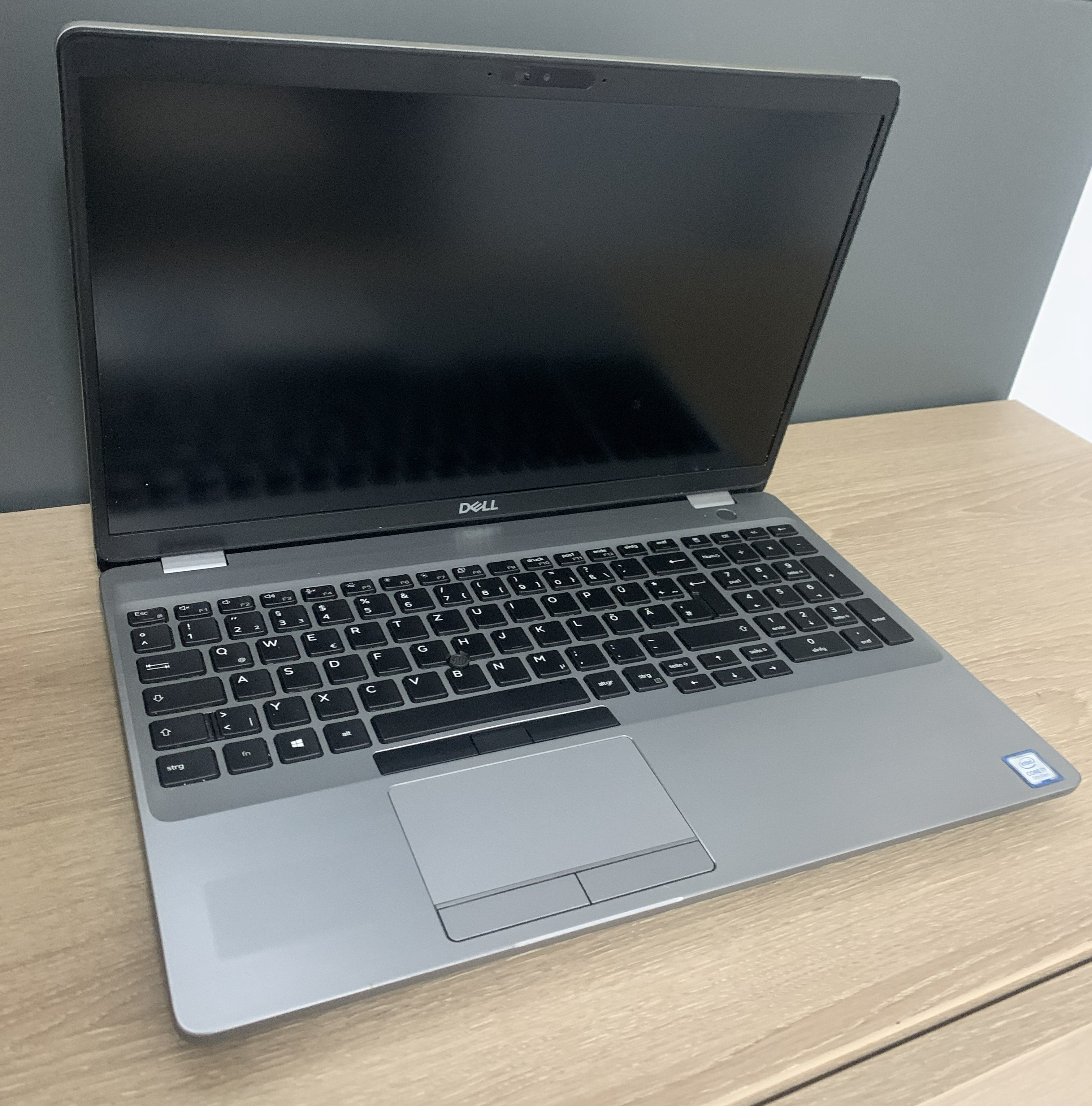 Dell Precision 3541 15,6" i7-9850H 2,6GHz 32GB 1TB M.2 SSD P620 CAM W11 B-Ware9