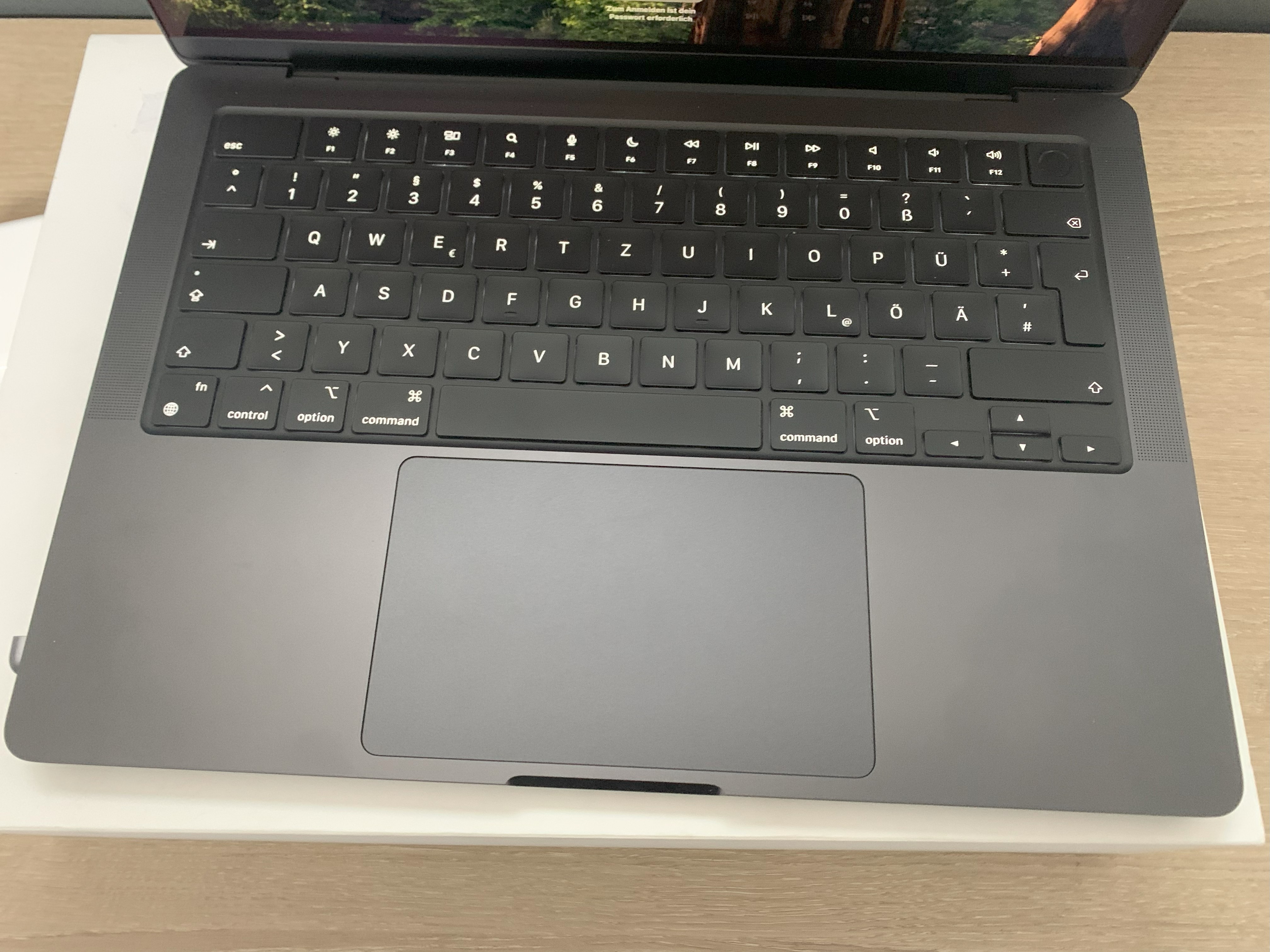 MacBook Pro A2992 (2023) M3 Pro 11C CPU/14C GPU 18GB 512GB SSD OS A-Ware4