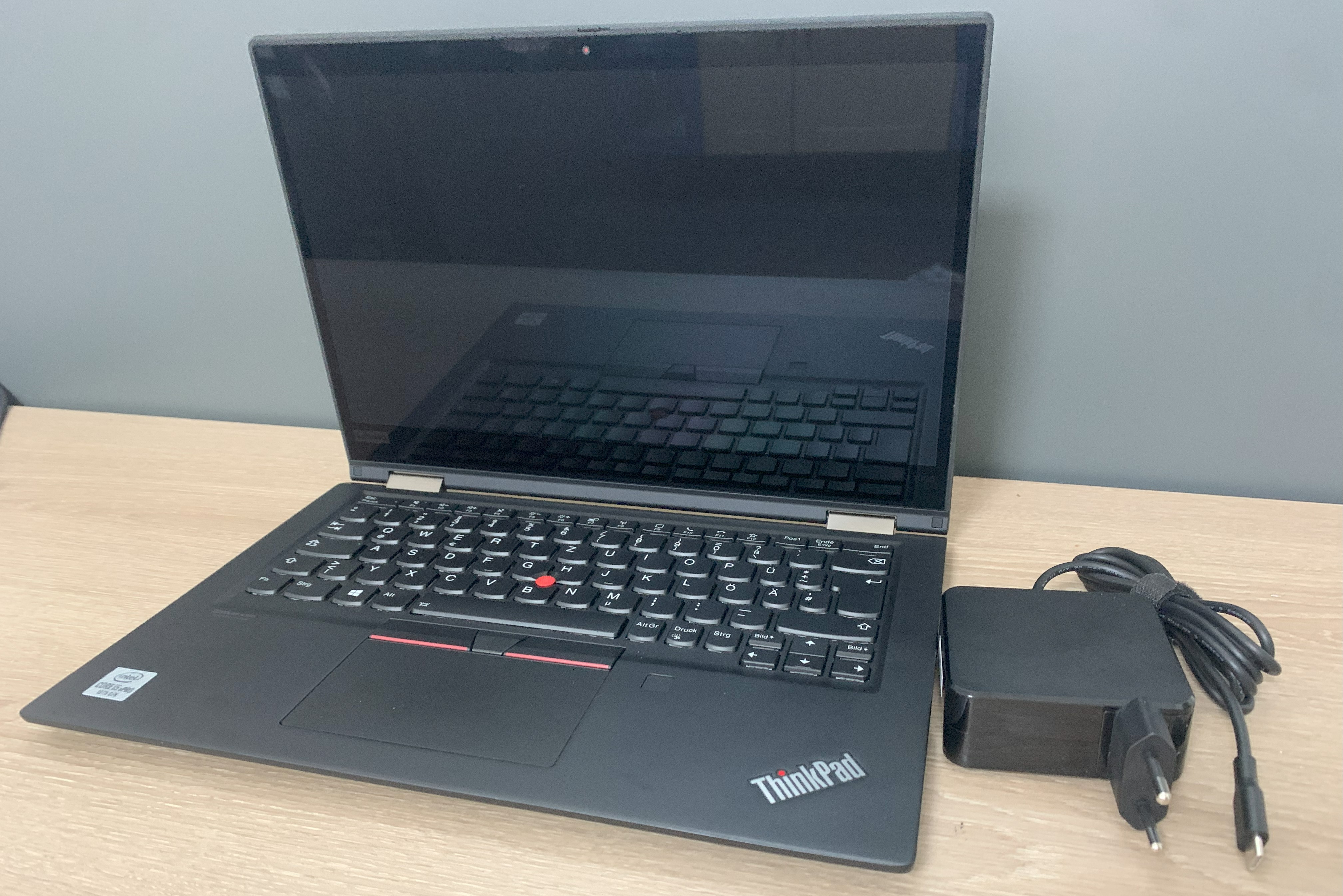 ThinkPad X13 Yoga G1 TOUCH i5-10310U 16GB DDR 256GB M.2 SSD FullHD W11 B-Ware9