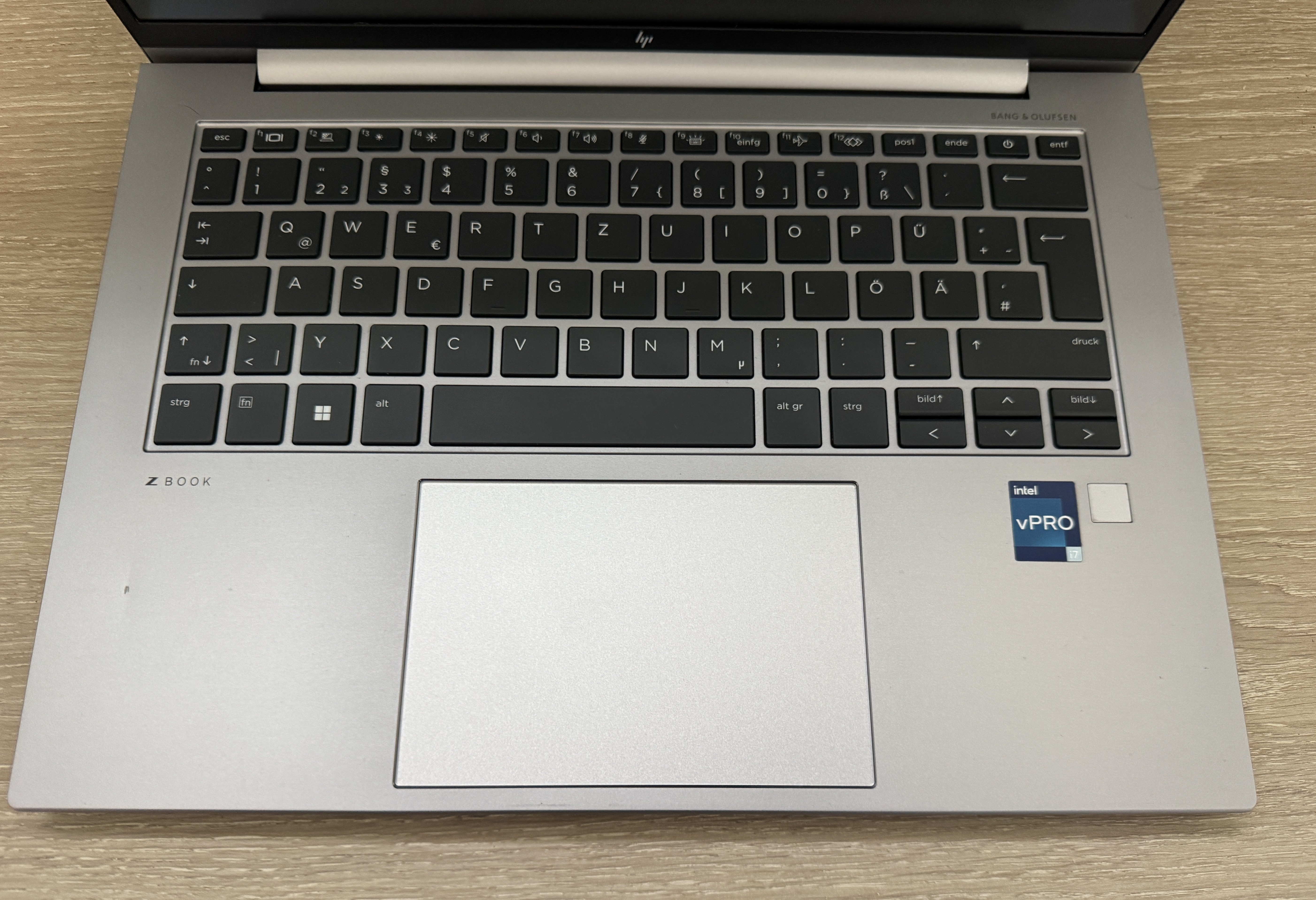 HP ZBook Firefly 14 G10 i7-1370P 32GB DDR5 1TB M.2 SSD Iris Xe WUXGA CAM W11