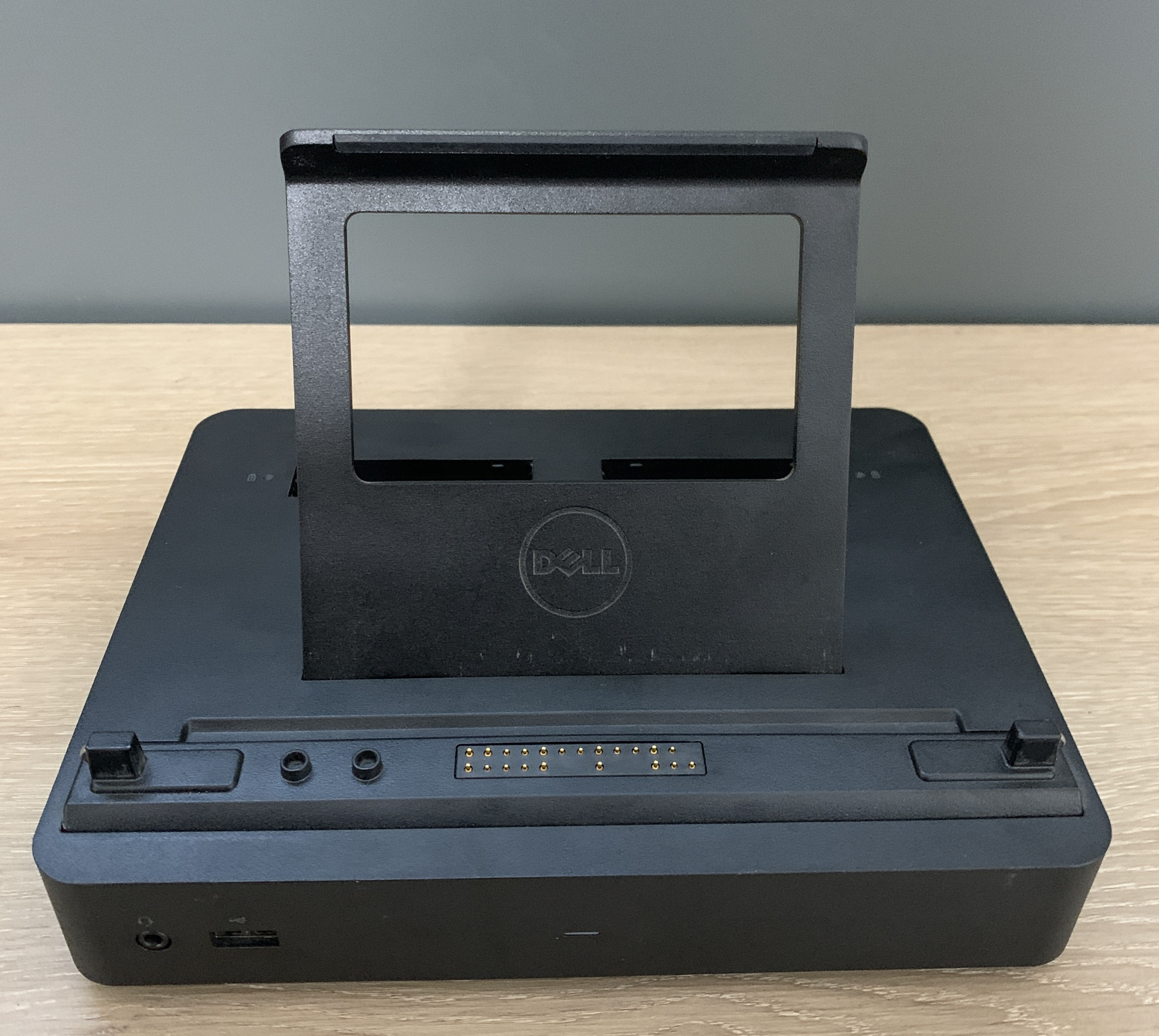 Dell Rugged Tablet Desk Dockingstation K11M 0K2DNH f. Latitude 12 7202 7212 7220