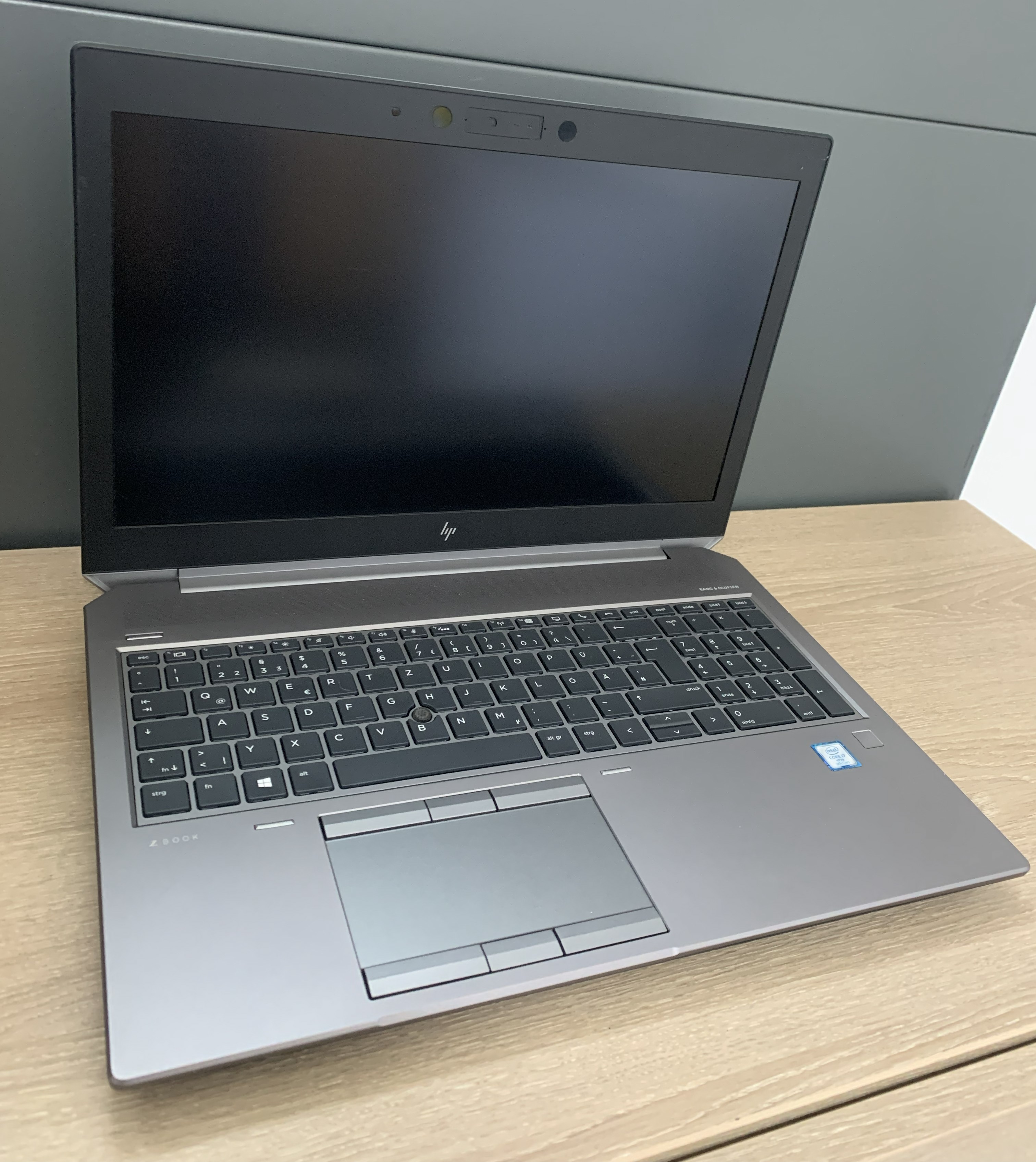 HP ZBook 15 G6 i7-9850H 32GB DDR 512GB M.2 SSD RTX 3000 6GB CAM W11 B-Ware13