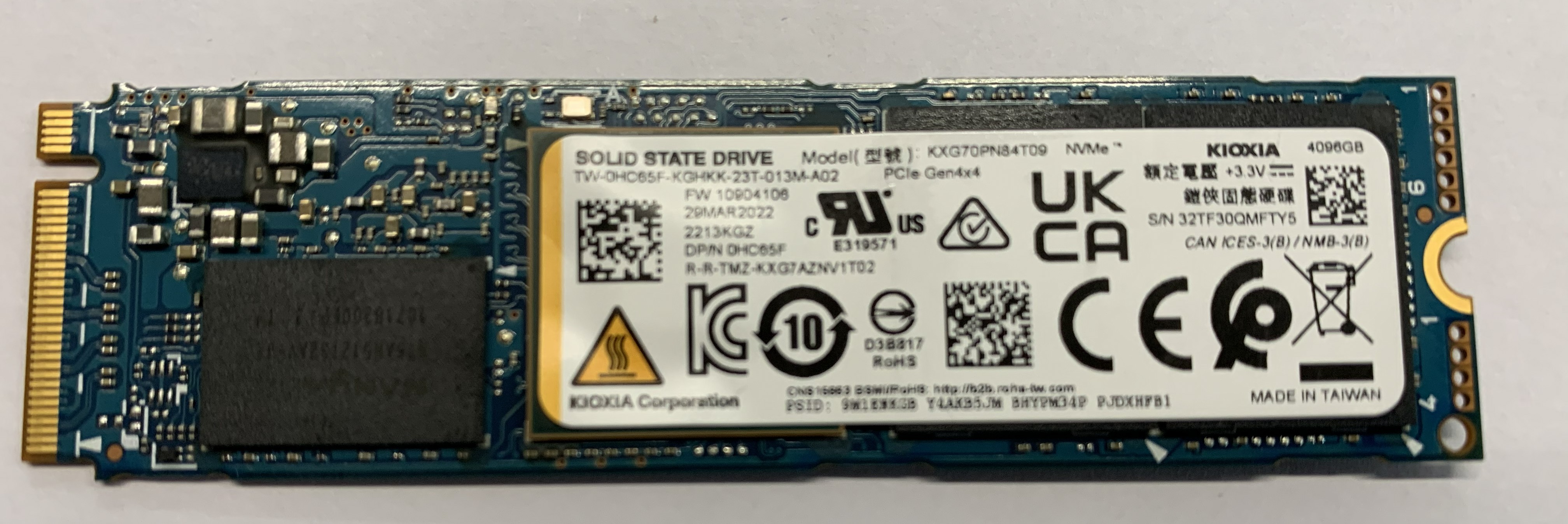 Kioxia XG7 4TB  NVMe SSD M.2 2280 Gen4 intern PCI Express 4.0 x4 KXG70PN84T09