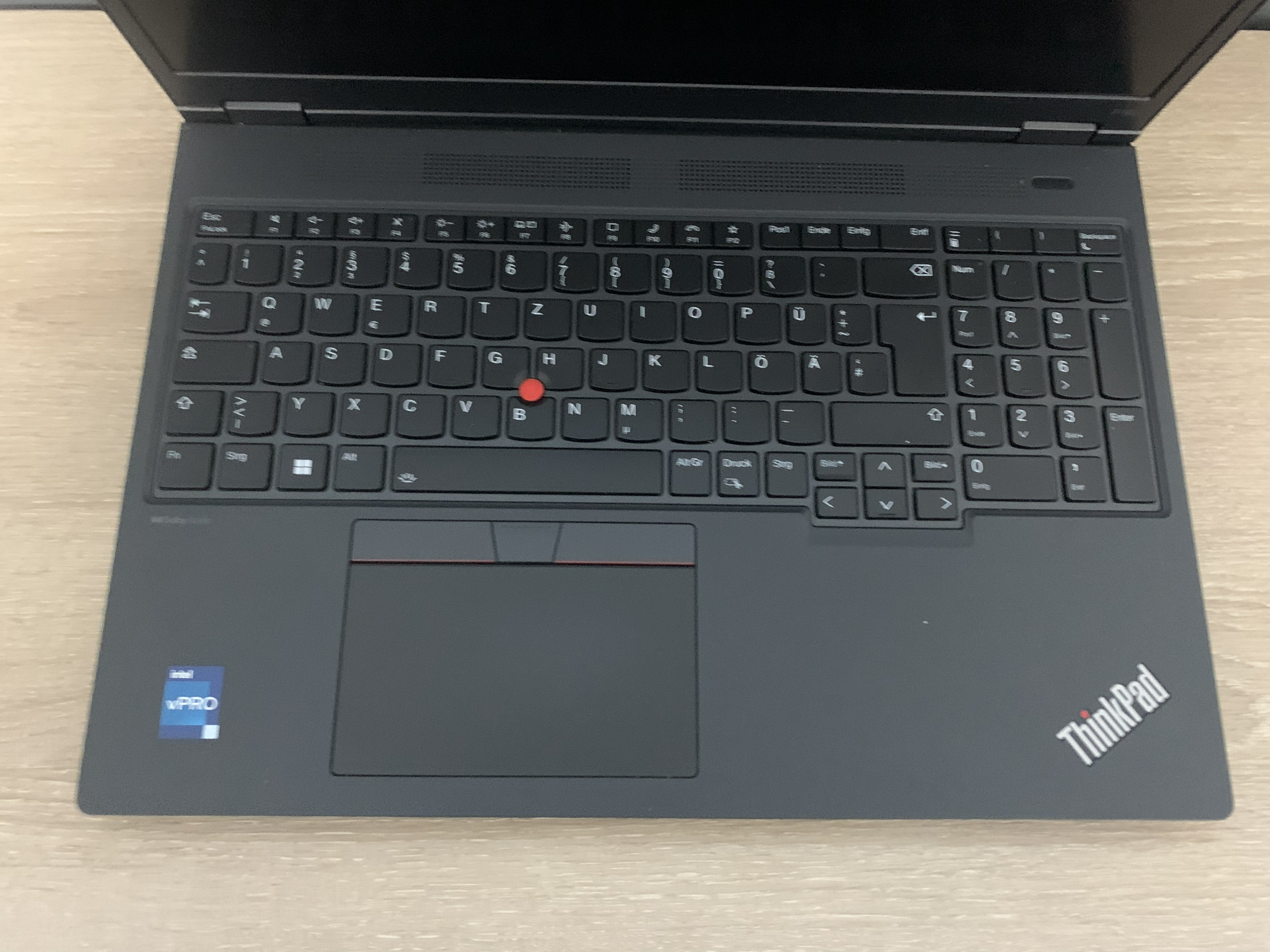 ThinkPad P16v G1 16" i7-13800H 64GB DDR5 1TB NVMe RTX 2000 8GB WUXGA vPro W11