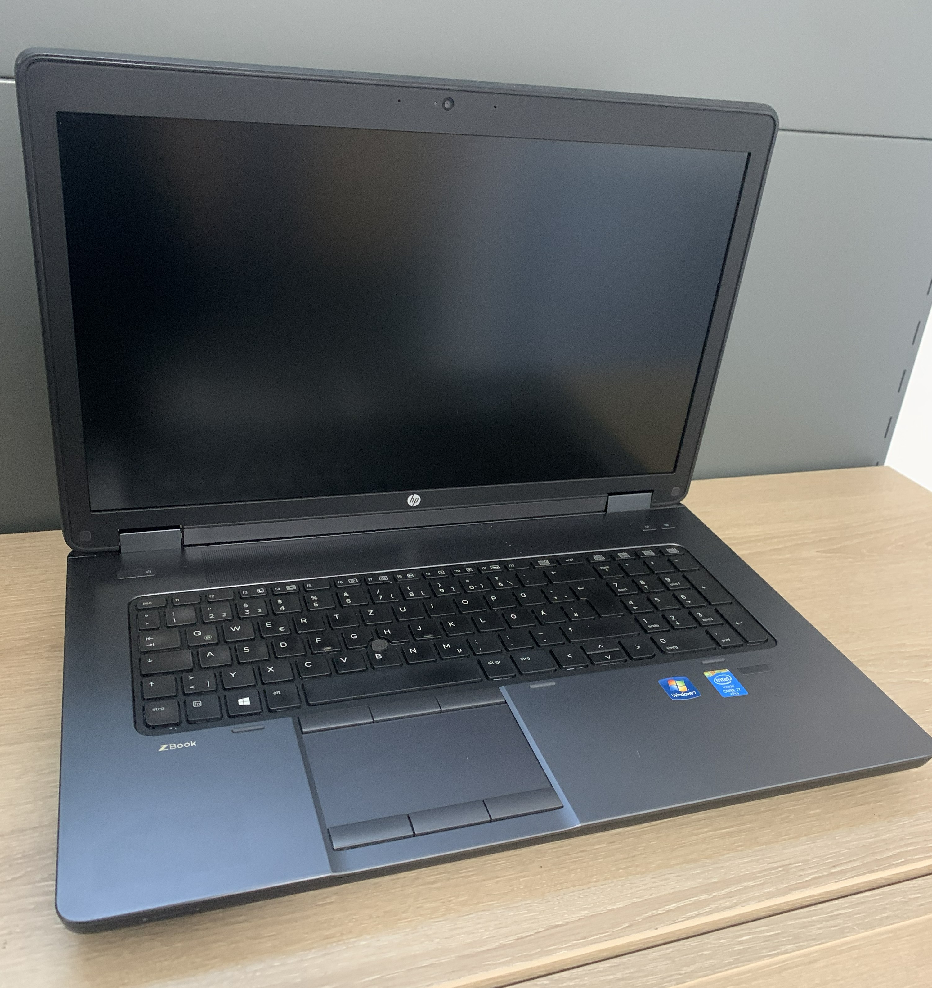 HP ZBook 17 G1 i7-4600M 2,90GHz 8GB DDR 256GB SSD K4100M 4GB CAM 0 B-Ware5