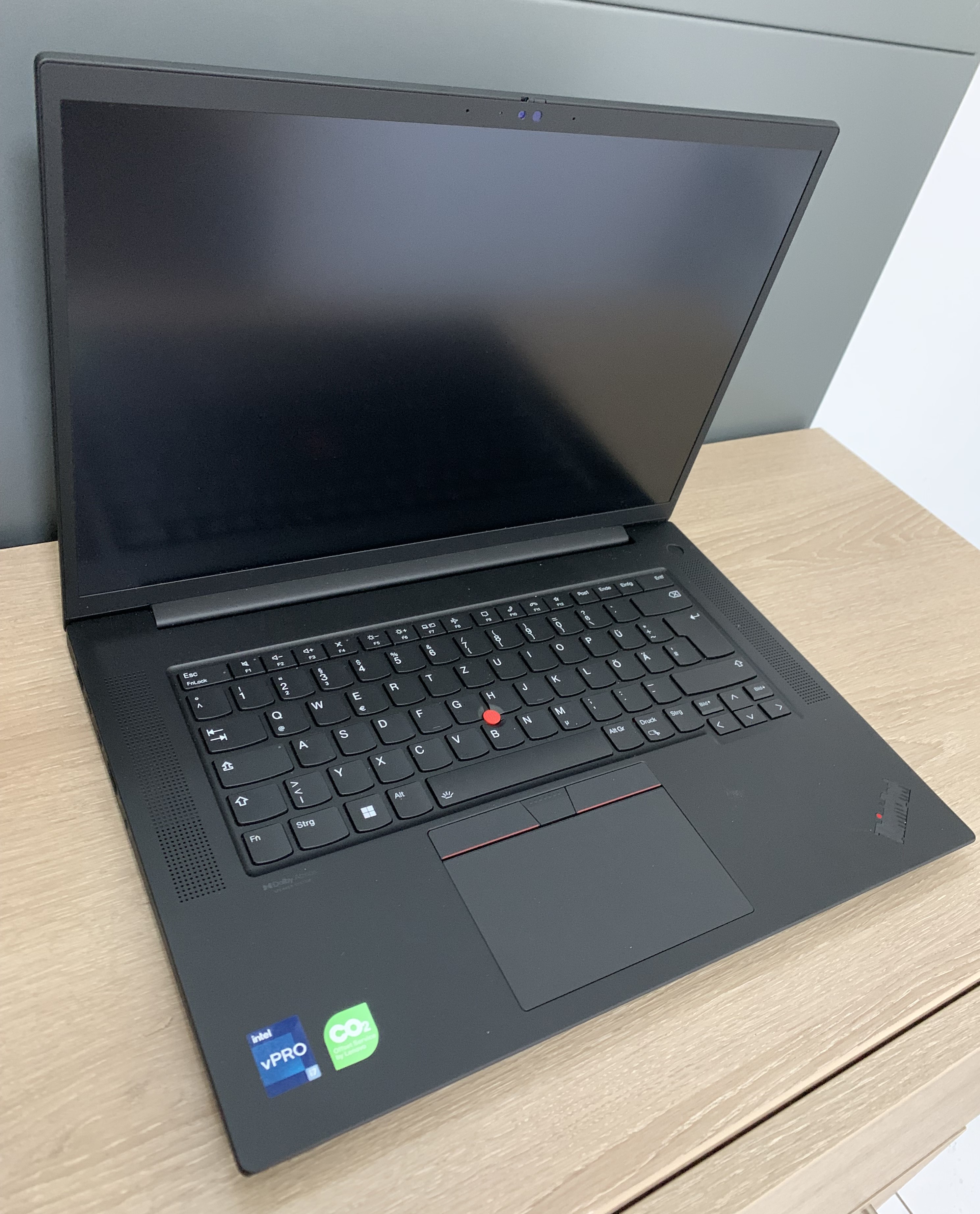 ThinkPad P1 G6 16"  i7-13800H vPro 64GB DDR 1TB NVMe RTX 2000 Ada 8GB WUXGA W11