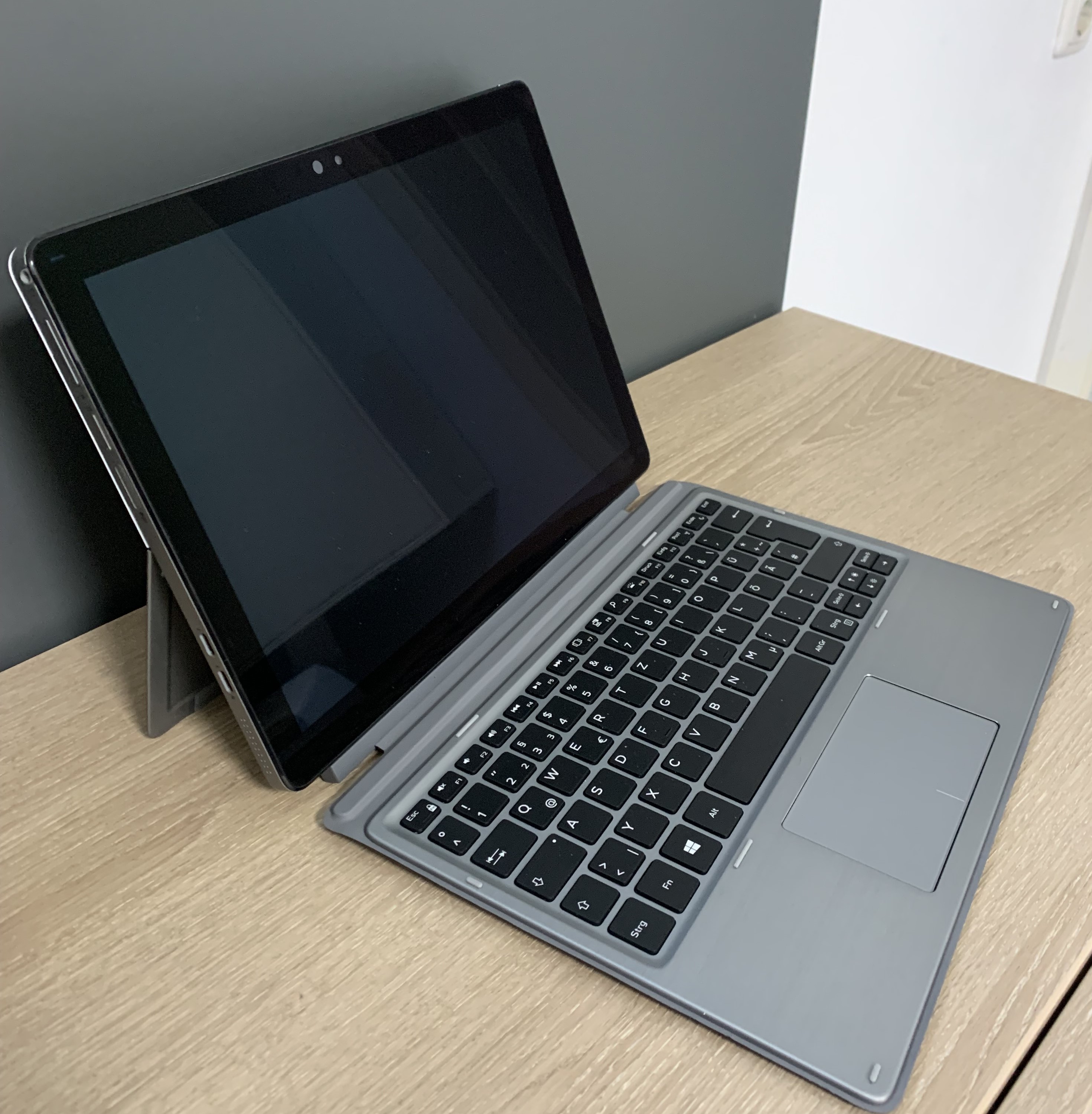 Dell Latitude 7200 TOUCH Tablet 12,3" i5-8365U 8GB 256GB M.2 SSD 1920x1280 W11  