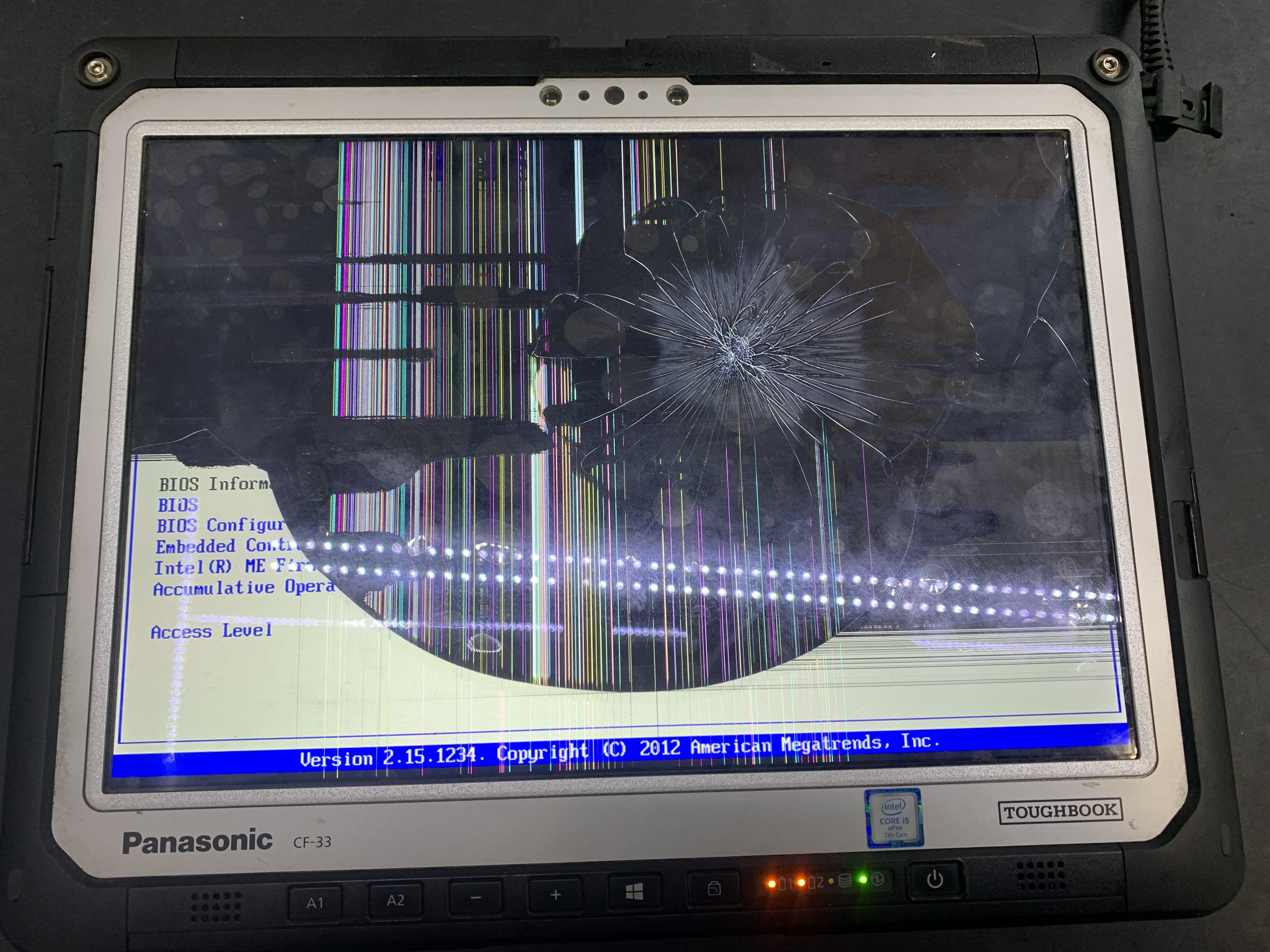 Panasonic Toughbook CF-33 Touch 12" i5-7300U 8GB 256GB SSD W10 Displaybruch3