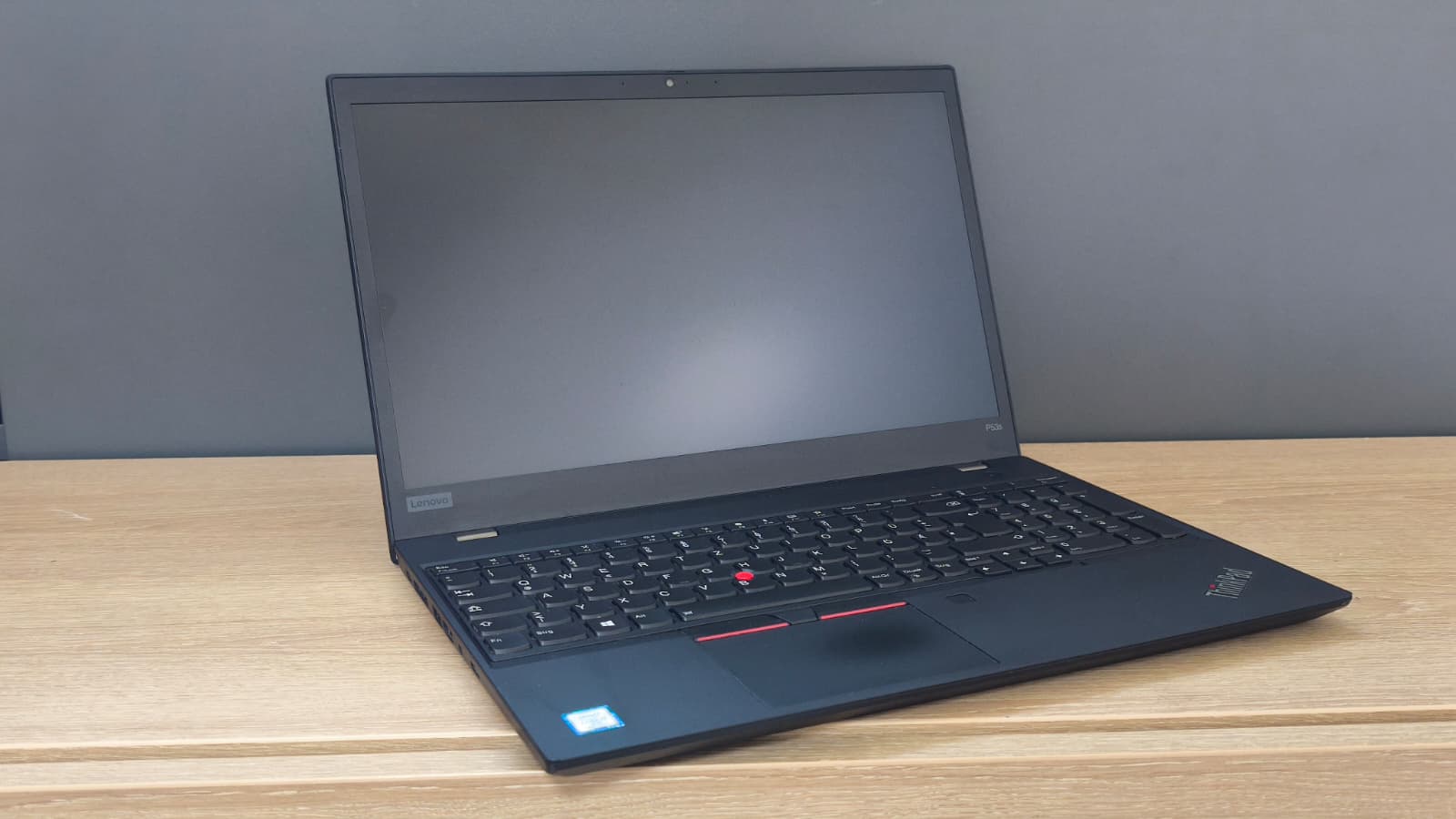Lenovo Thinkpad P53s i7-8665U 32GB DDR 512GB M.2 SSD P520 CAM W11 B-Ware