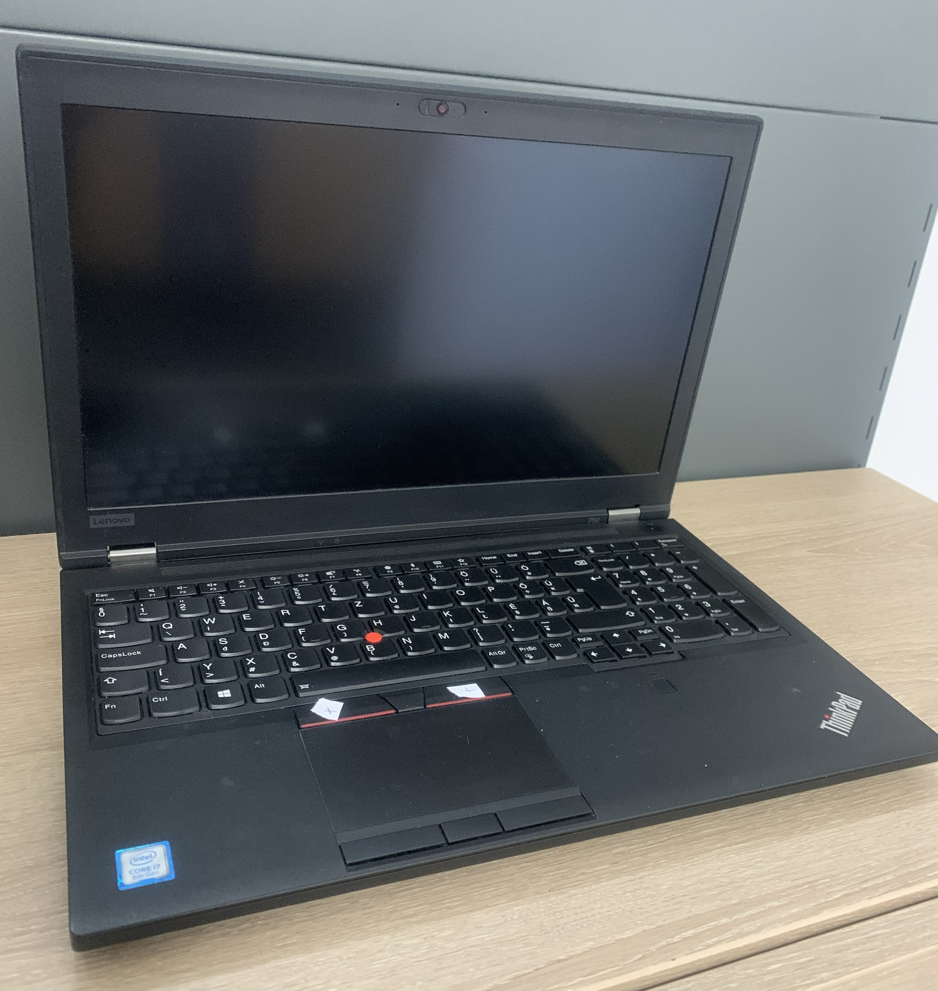 Lenovo Thinkpad P52 i7-8750H 32GB DDR 512GB M.2 SSD P1000 4GB W11 B-Ware23