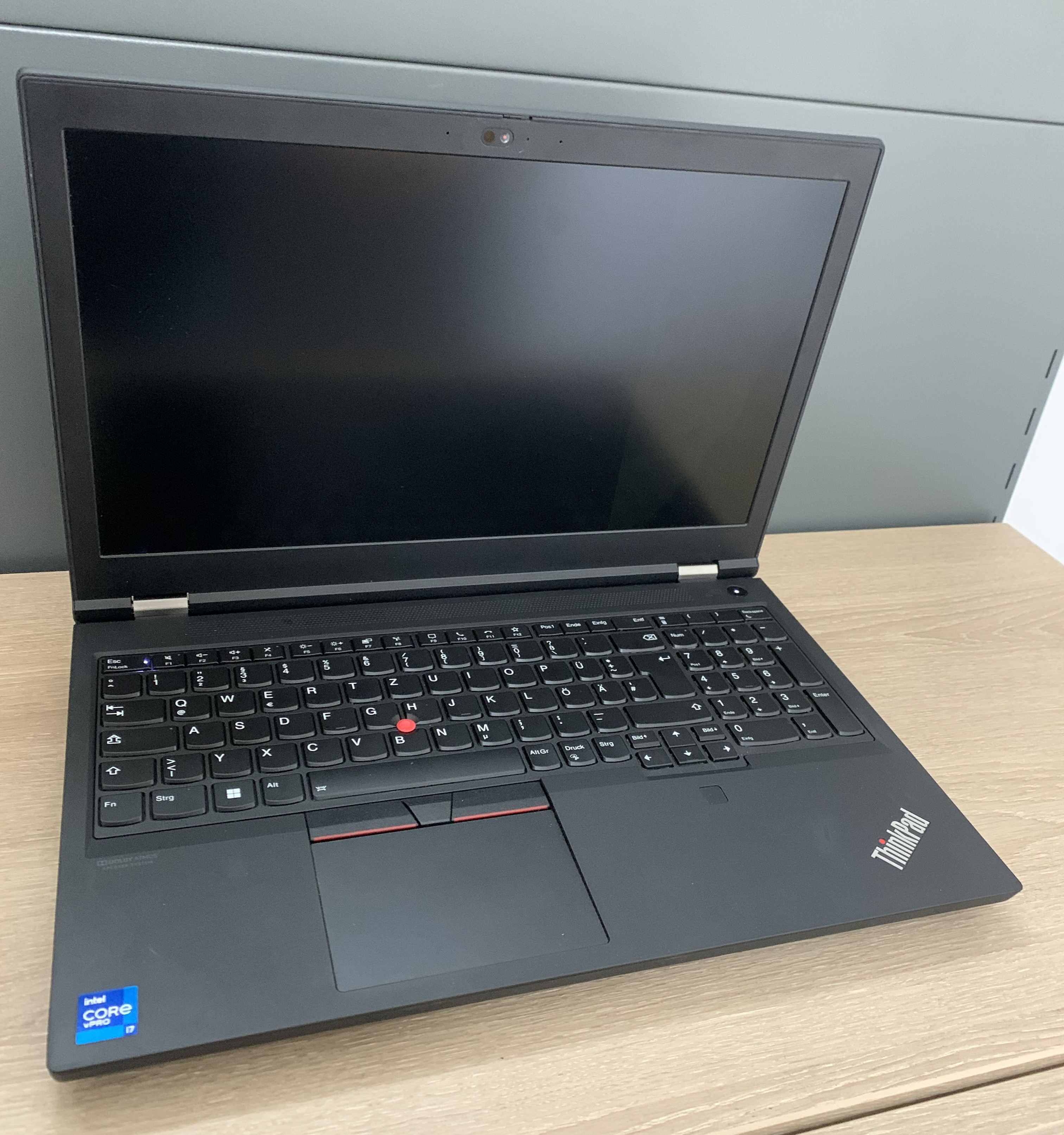 Lenovo Thinkpad P15 G2 i7-11850H 32GB 1TB NVMe RTX A3000 6GB W11 Displaybruch4