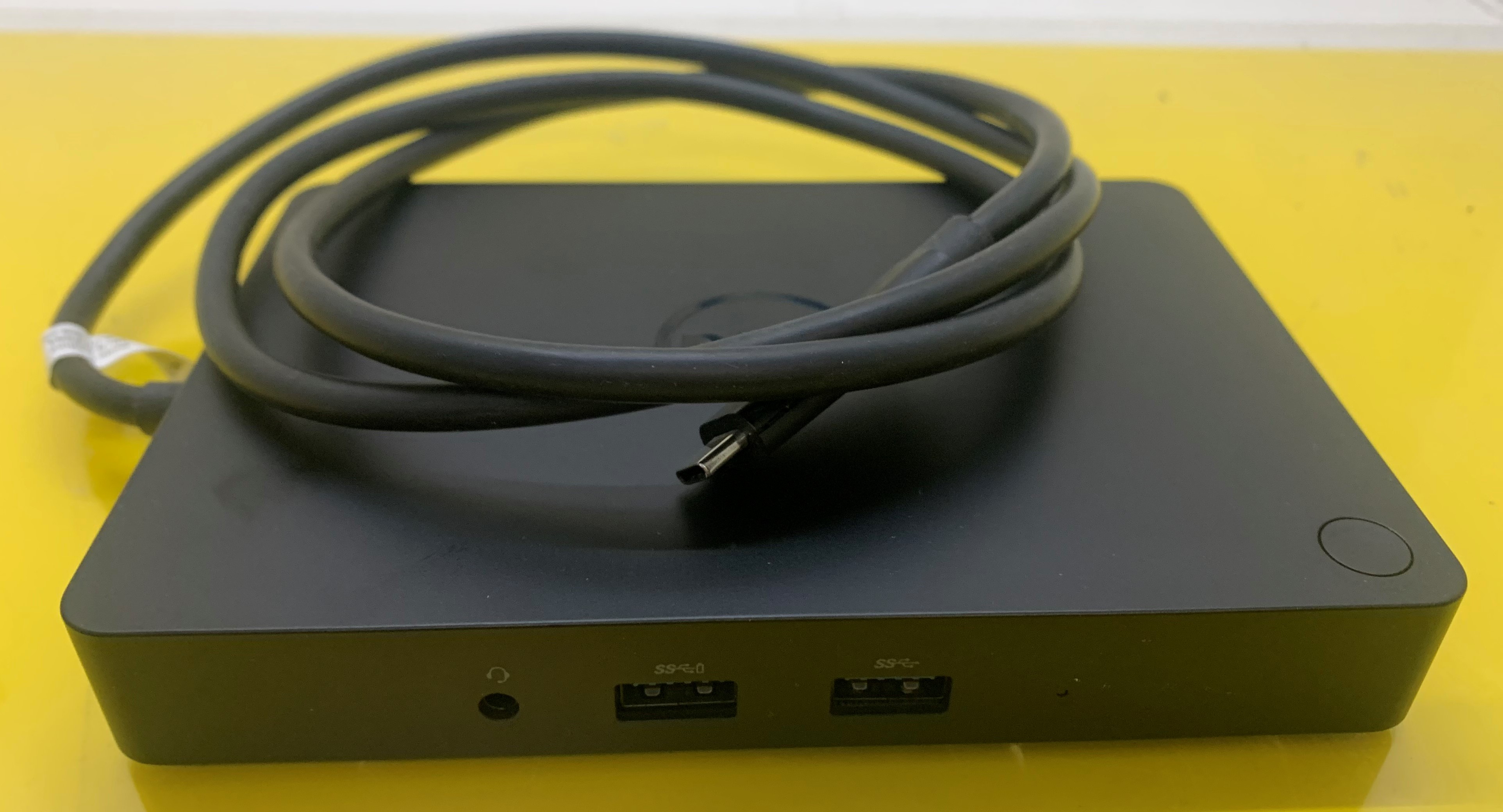 Dell USB Typ-C Universal Dockingstation WD15 mini Displayport USB HDMI ohne Netzteil Dell USB Typ-C Universal Dockingstation WD15 mini Displayport USB HDMI ohne Netzteil