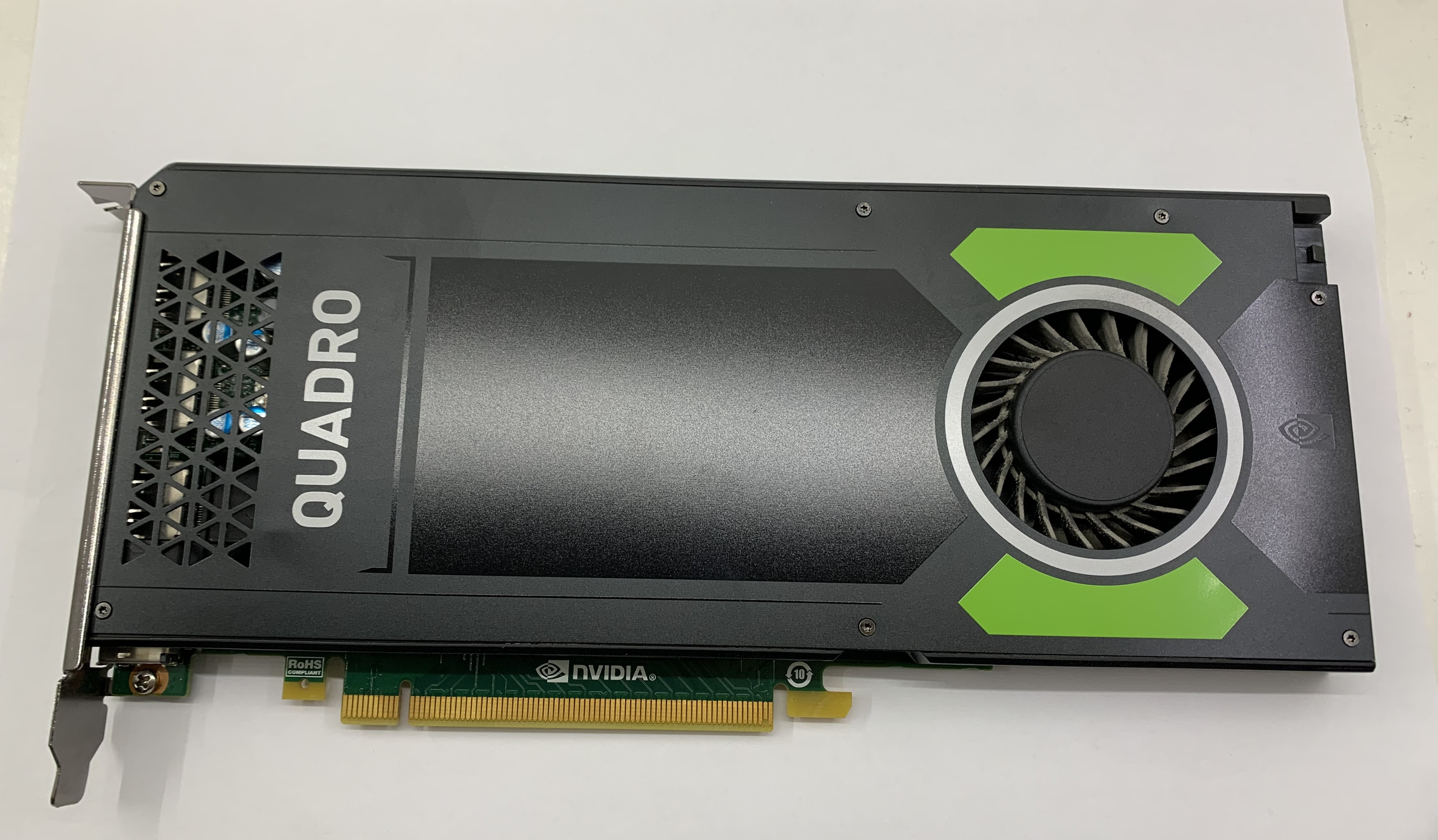 Nvidia QUADRO M4000 Grafikkarte 8GB GDDR5 PCI-E 3.0 4xDisplayport