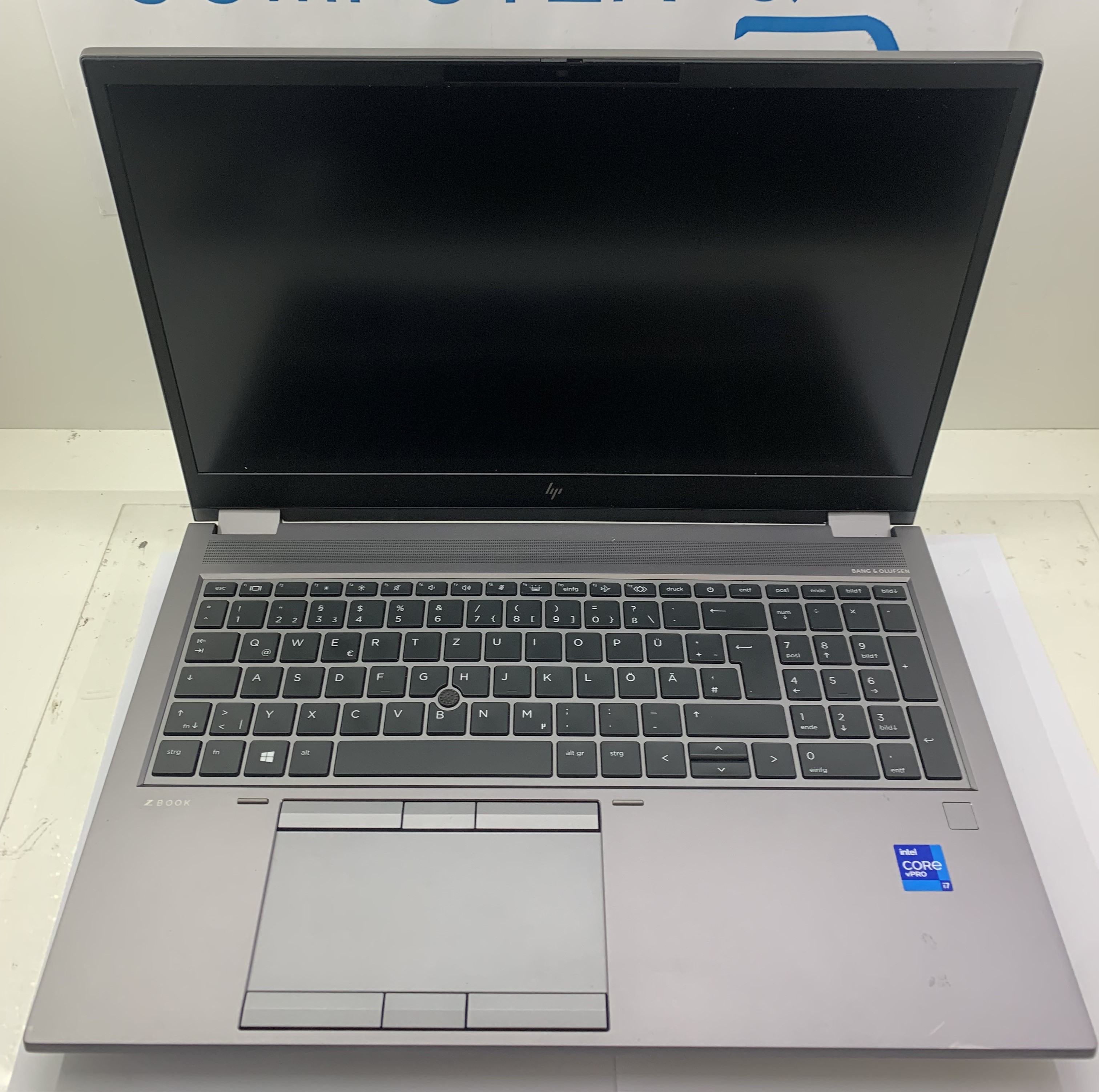 HP ZBook Fury 15,6 G8 i7-11850H 32GB 512GB M.2 SSD RTX A2000 4GB CAM W11 B-Ware