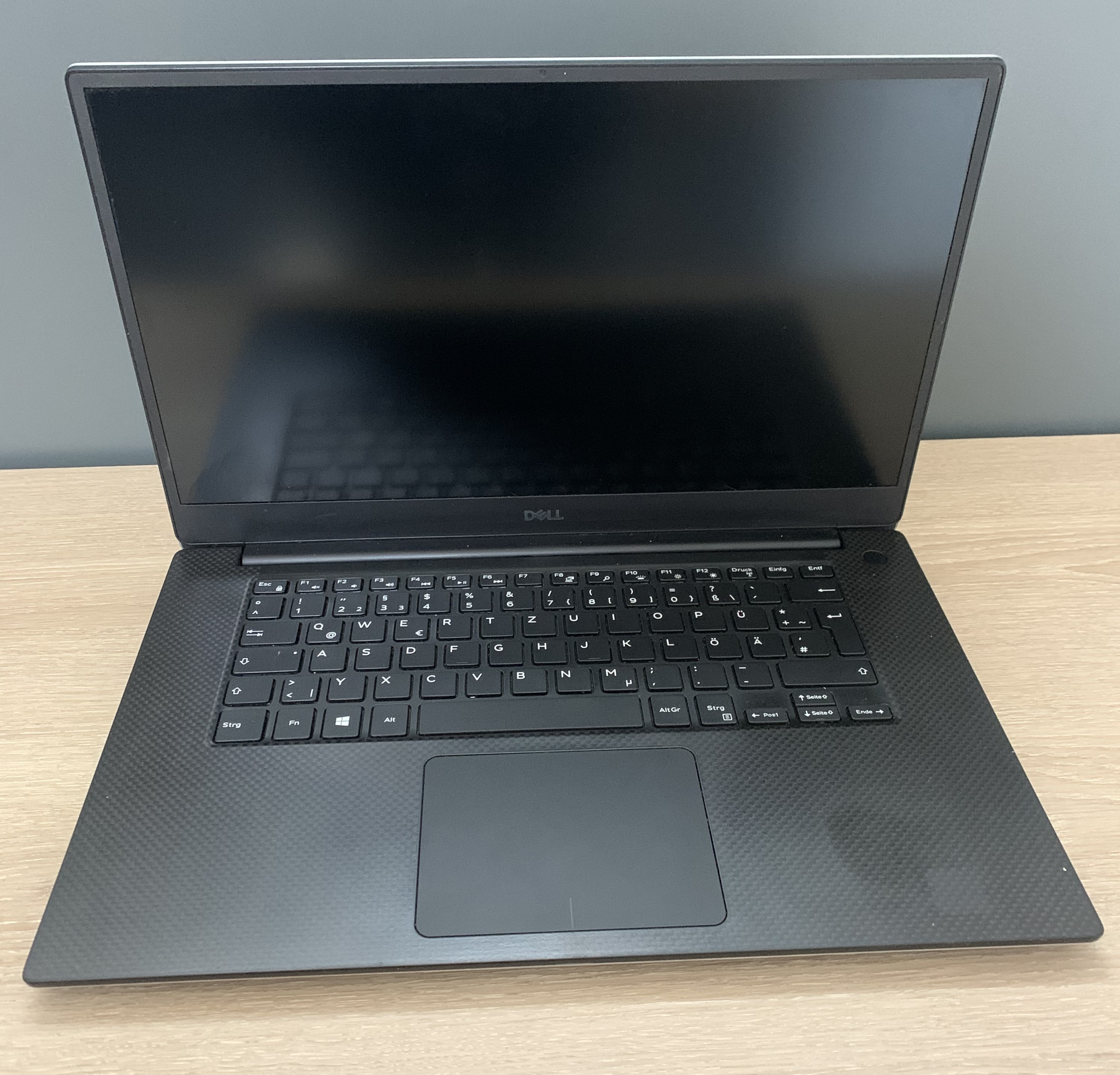 Dell Precision 5540 i7-9850H 2,6GHz 64GB DDR 1TB NVMe SSD T1000 4GB W11 B-Ware5
