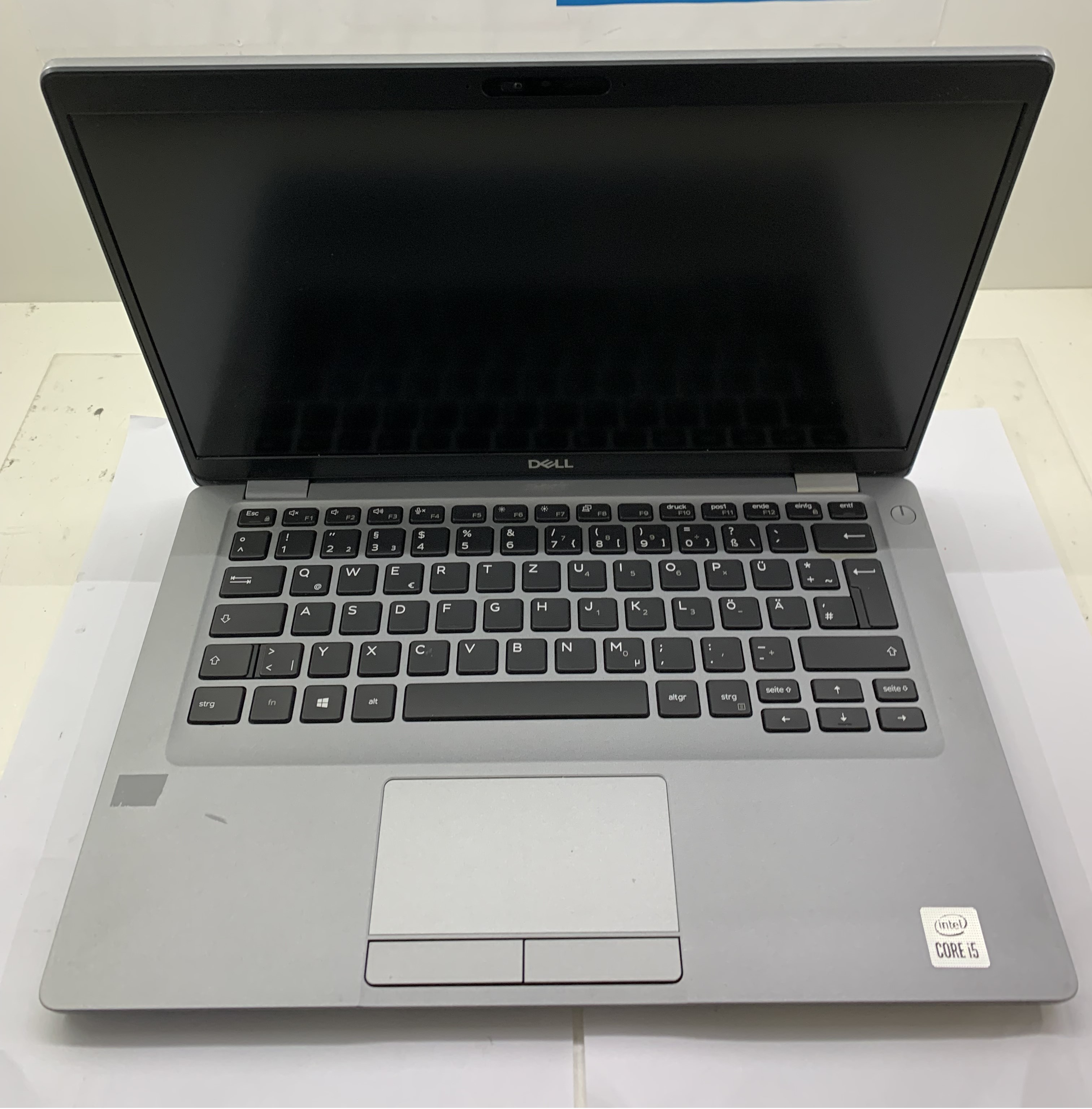 Dell Latitude 5410 i5-10210U 1,60GHz  8GB DDR 256 M.2 SSD FullHD CAM W11 B-Ware2 Dell Latitude 5410 i5-10210U 1,60GHz  8GB DDR 256 M.2 SSD FullHD CAM W11 B-Ware2
