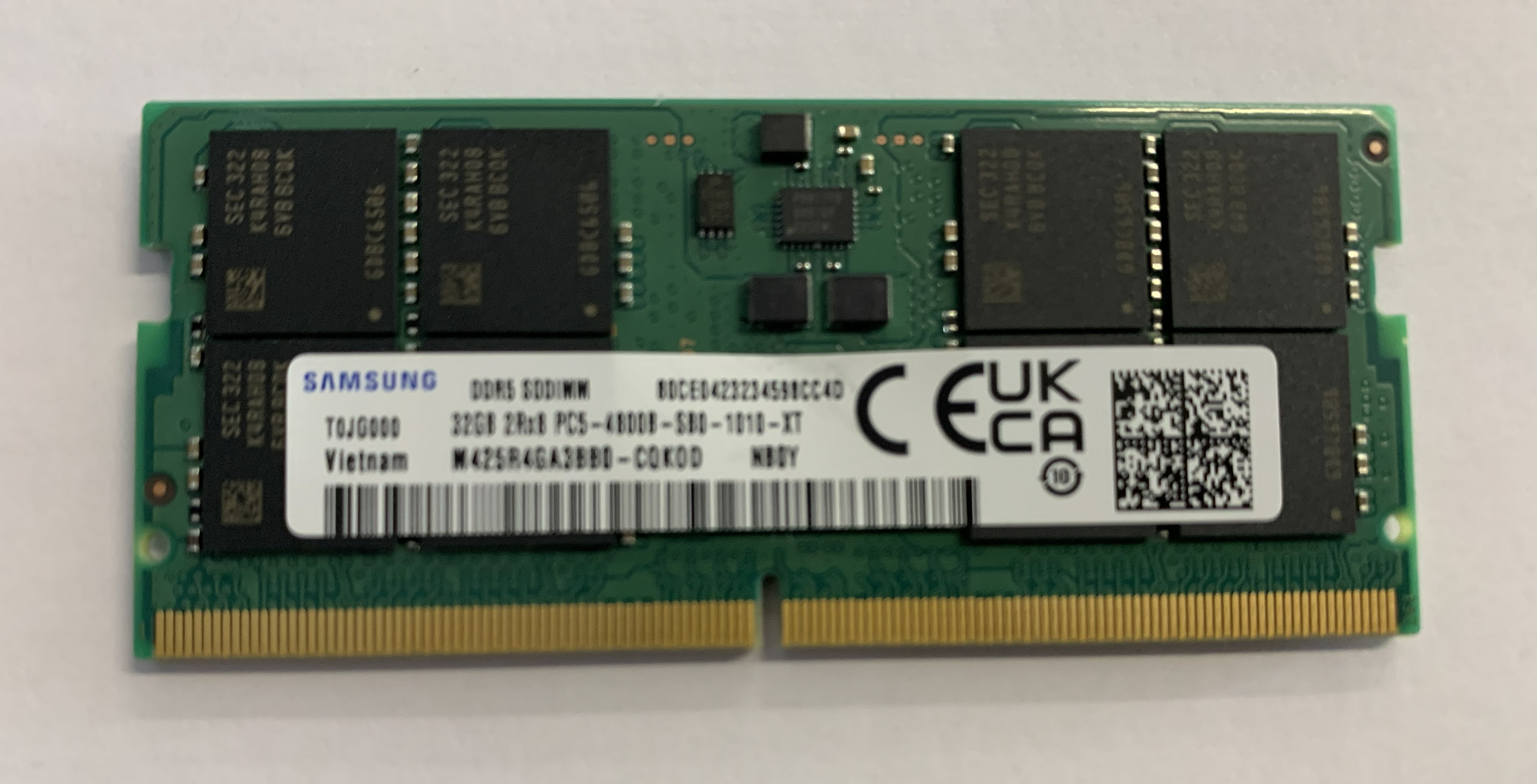 Samsung 32GB DDR5 SODIMM 2Rx8 PC5-4800B-SB0-1010 M425R4GA3BB0  Nr.1