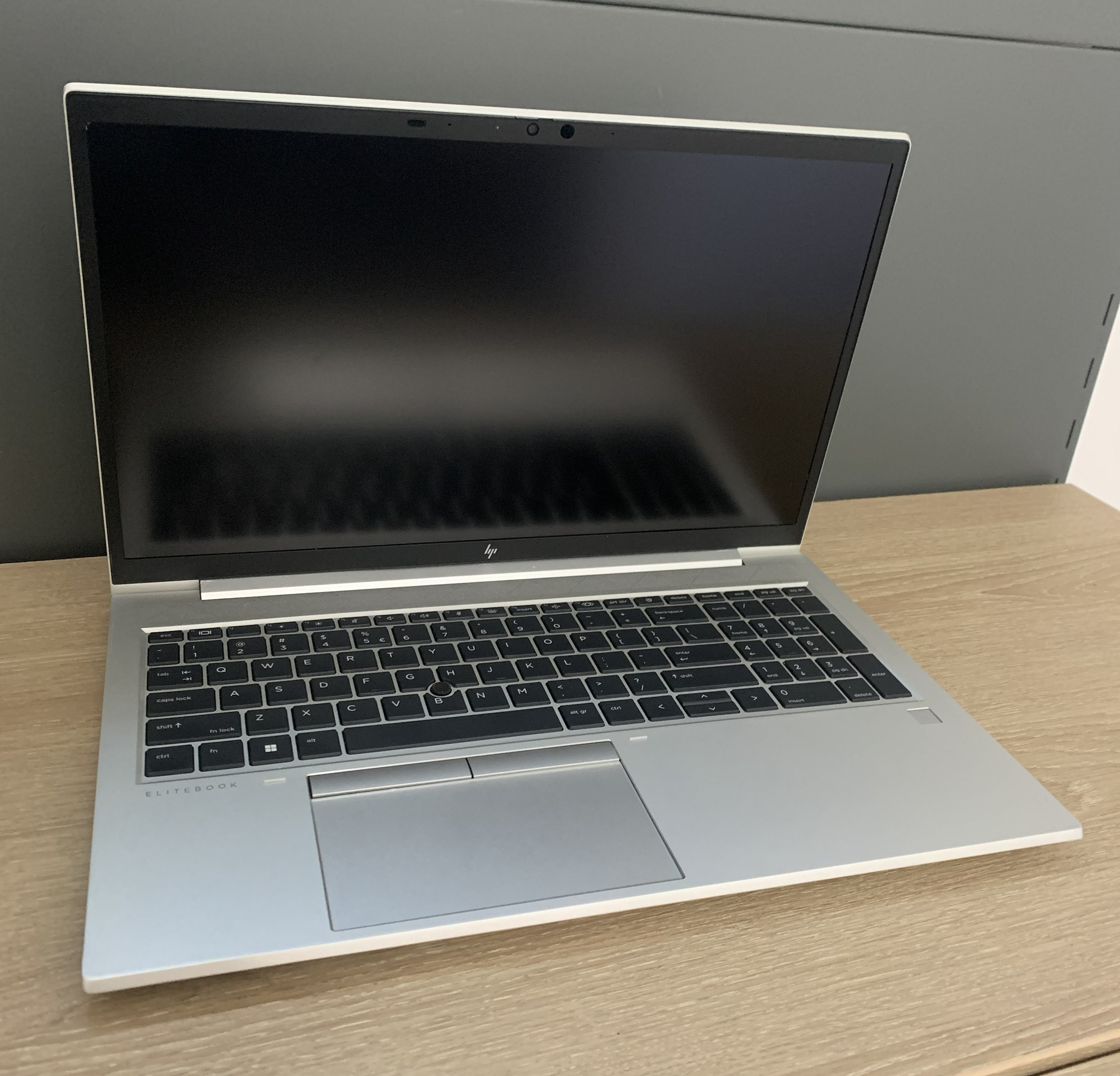 HP Elitebook 850 G8 i7-1185G7 32GB DDR 1TB M.2 SSD Iris Xe CAM W11 A-Ware17