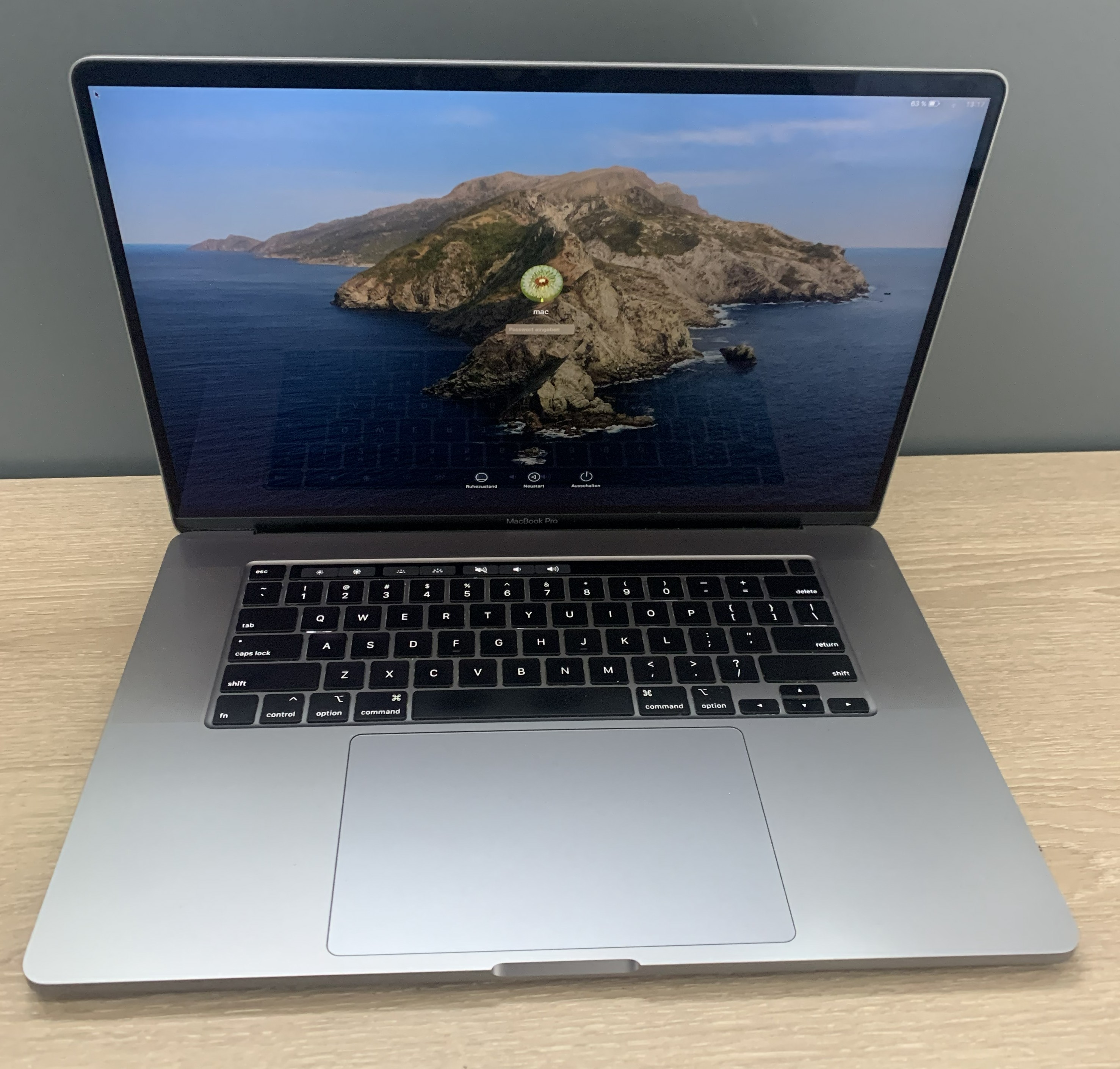 MacBook Pro A2141  16" i7-9750H 32GB 512GB NVMe Radeon Pro 5300M MacOS B-Ware43
