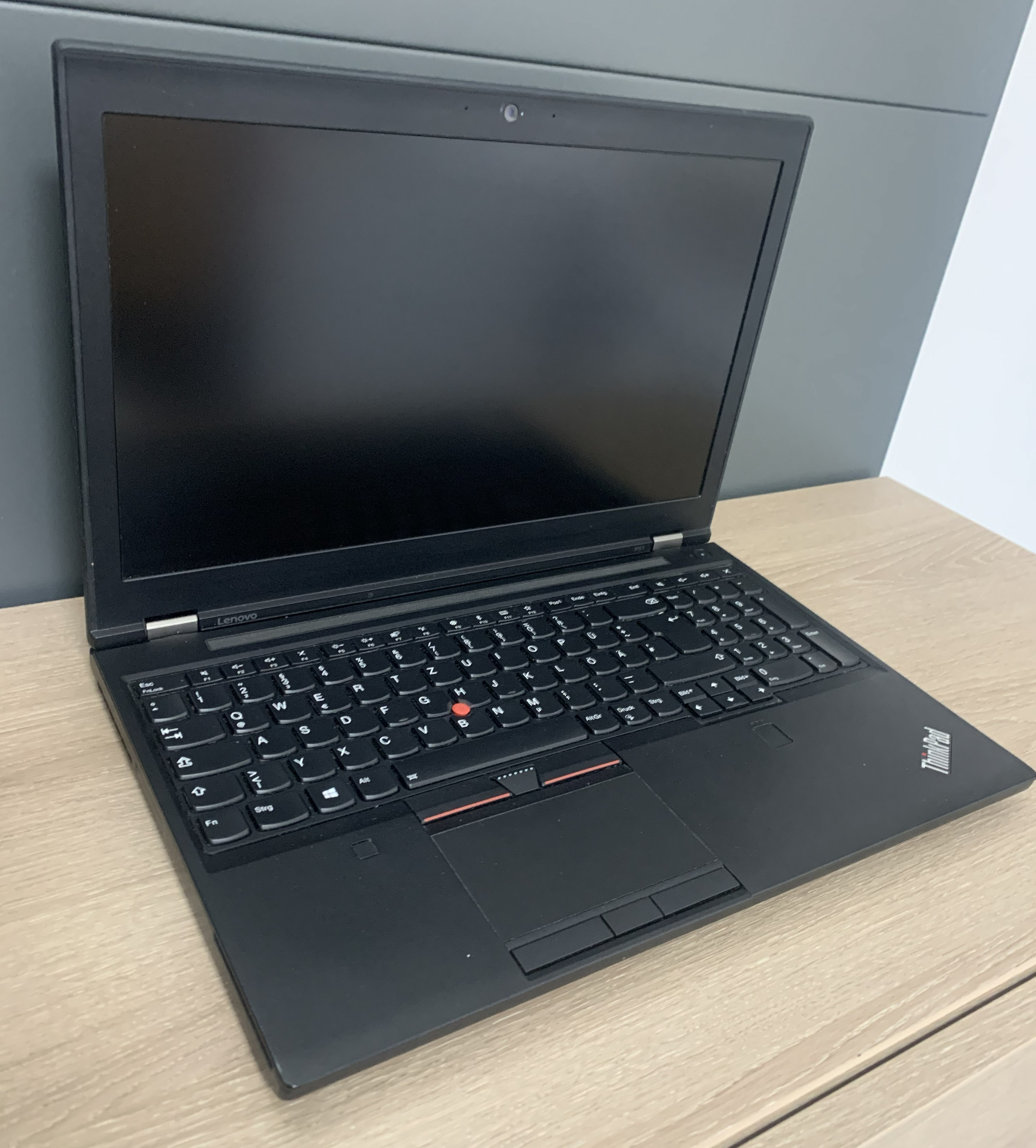 Lenovo Thinkpad P51 i7-7820HQ 16GB DDR 512GB M.2 SSD M1200 CAM W11 B-Ware