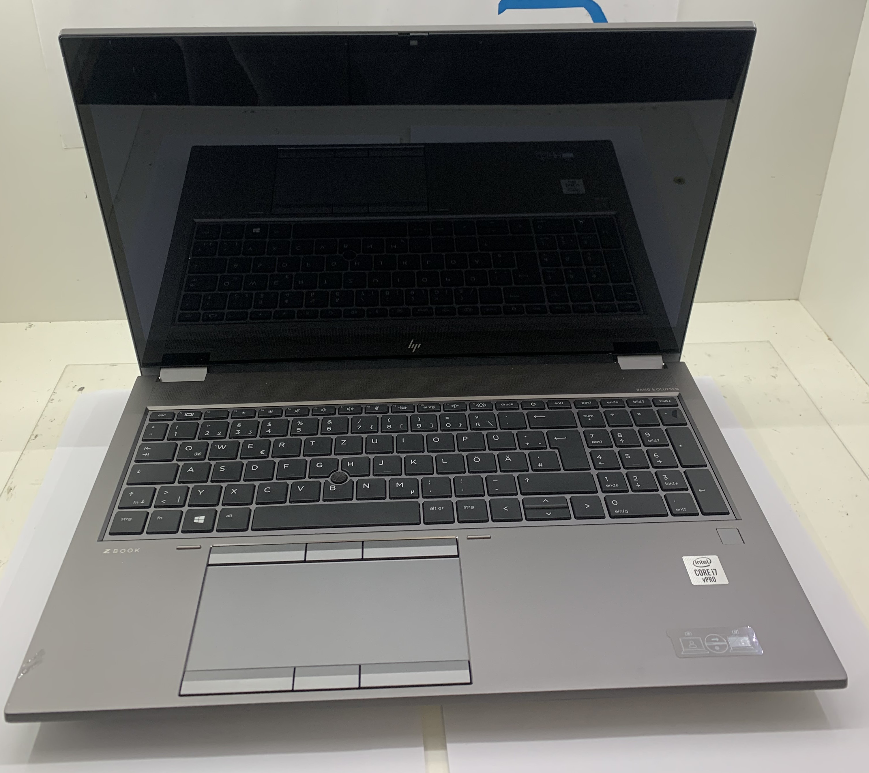 HP ZBook Fury 15 G7 i7-10750H 64GB DDR 1TB M.2 SSD T1000 4GB Full HD W11 A-Ware4