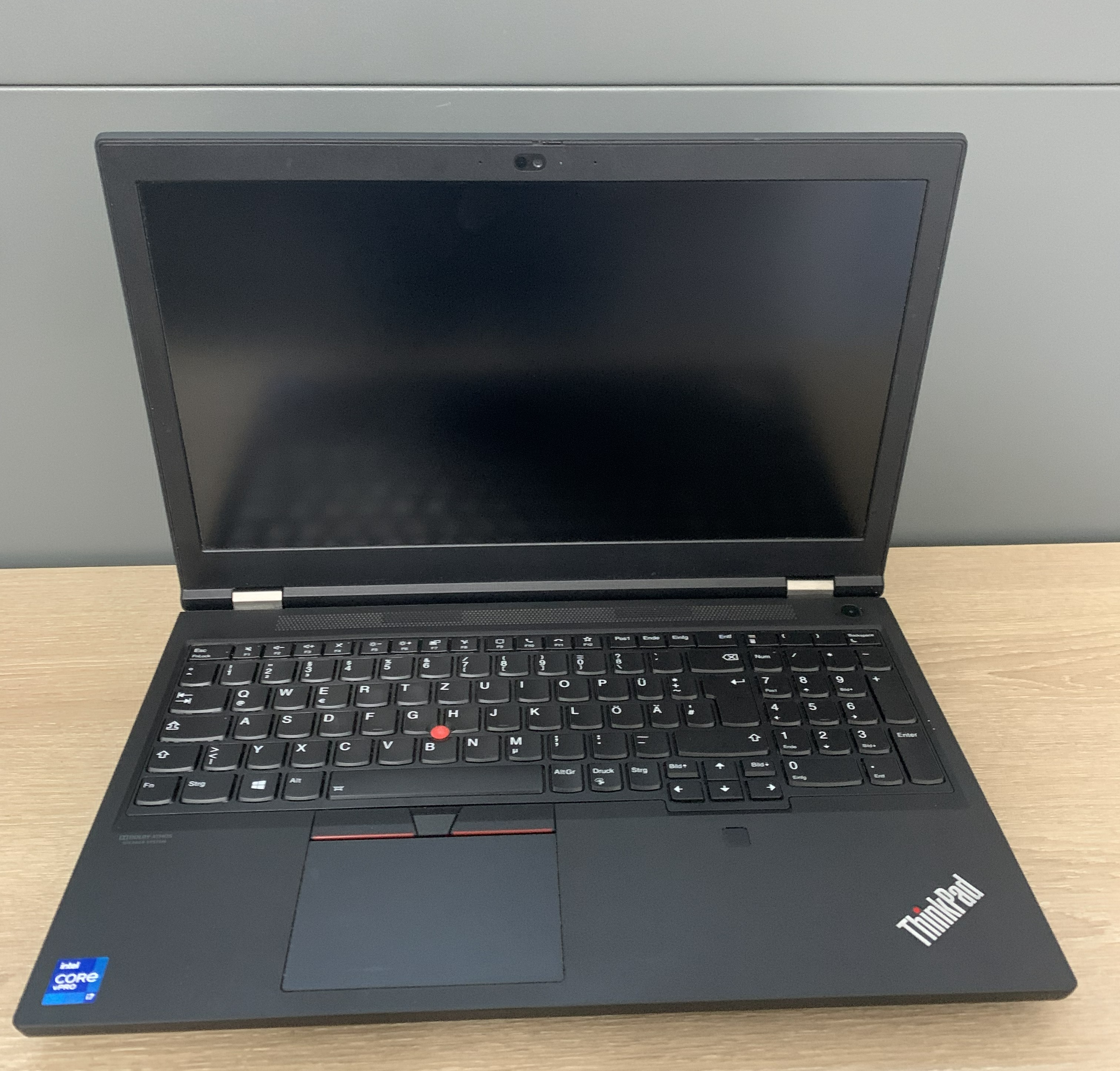 Lenovo Thinkpad P15 G2 i7-11850H vPro 32GB 512GB M.2 SSD T1200 4GB W11 A-Ware
