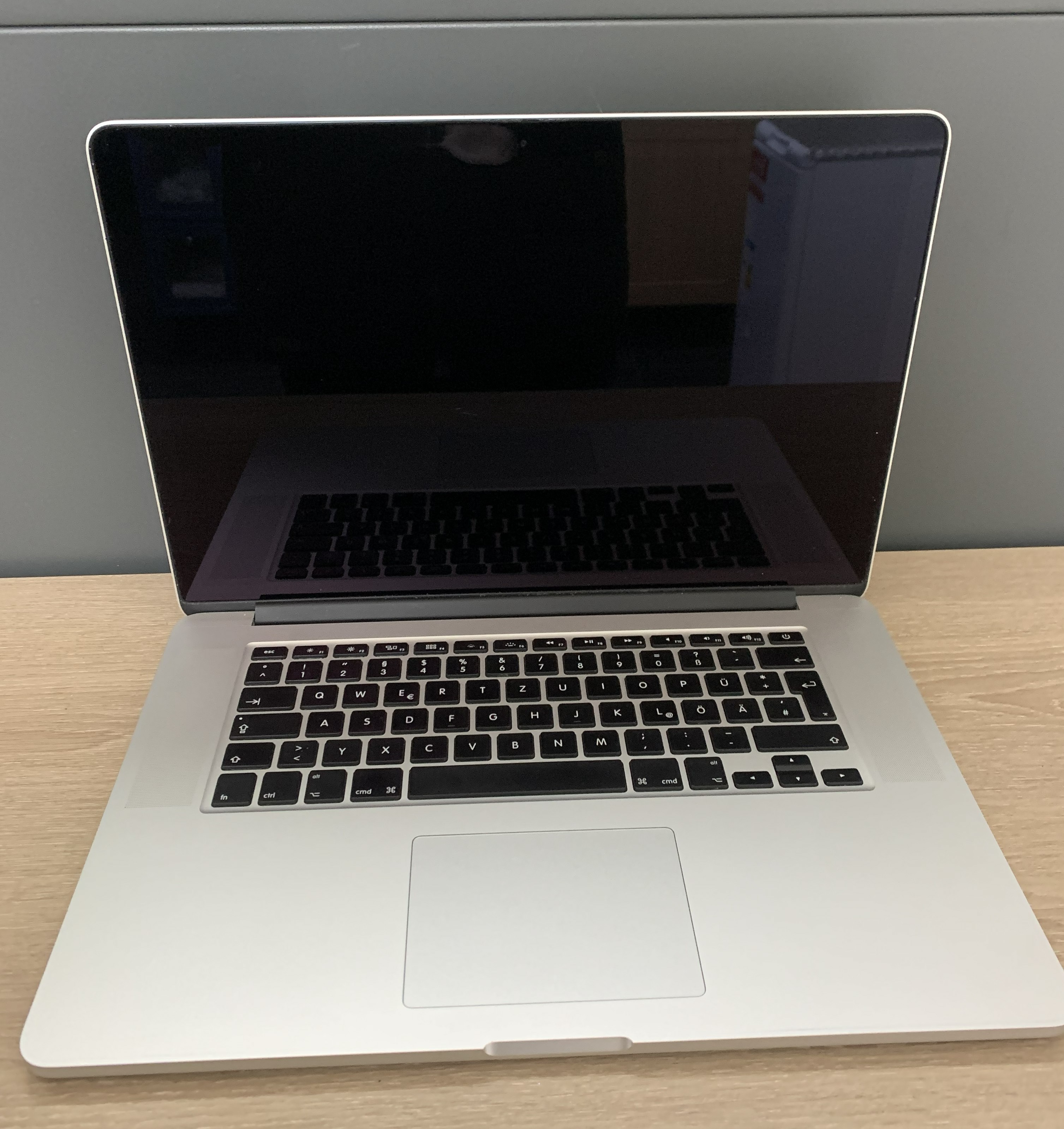 MacBook Pro A1398 15" i7-3720QM 16GB DDR 512GB SSD GT 650M macOS A-Ware48