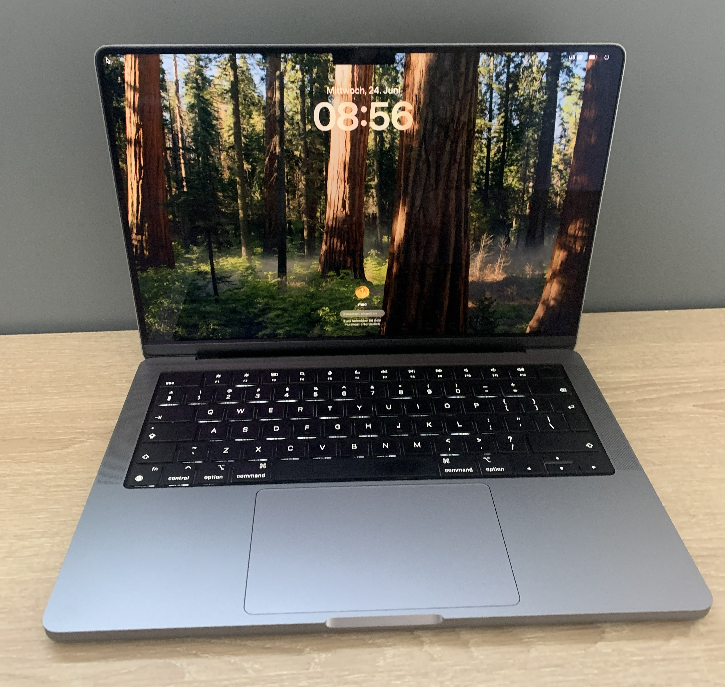 MacBook Pro A2779 Apple M2 Pro 10 CPU/ 16GPU 16GB 512GB NVMe macOS A-Ware2