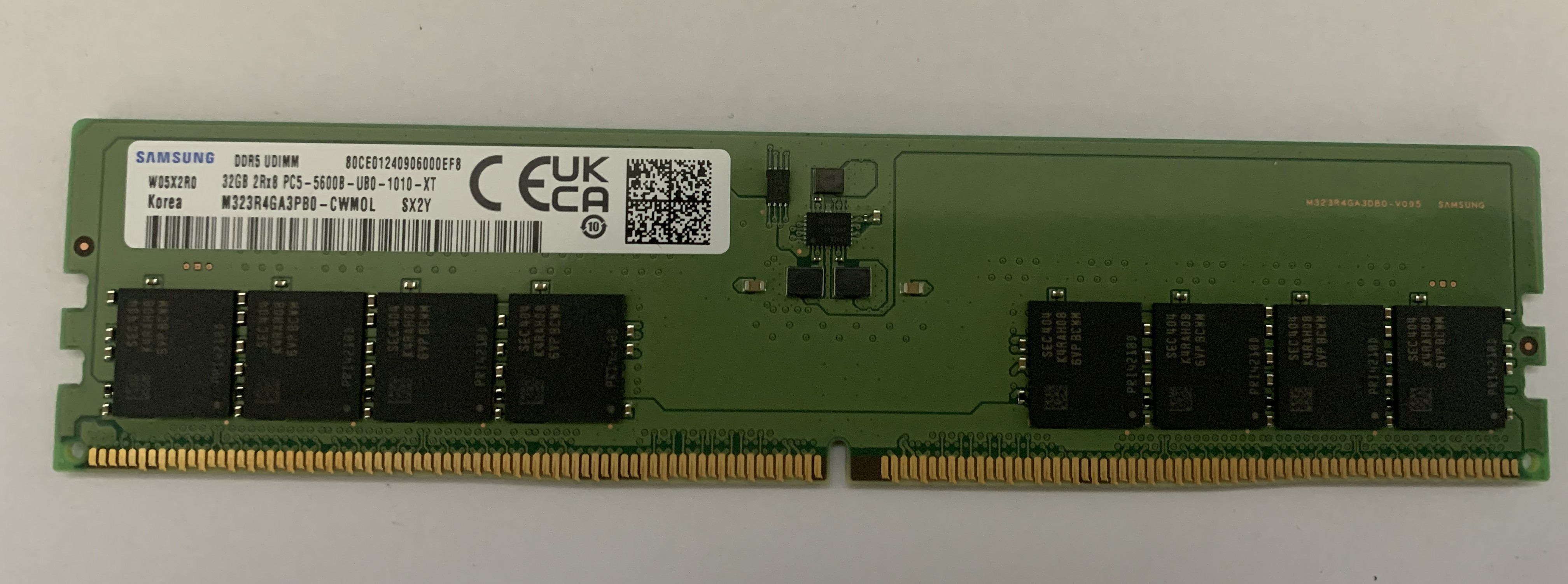 Samsung 32GB DDR5 UDIMM 2Rx8 PC5-5600B-UBO-1010 M323R4GA3PBO-CWMOL Nr26
