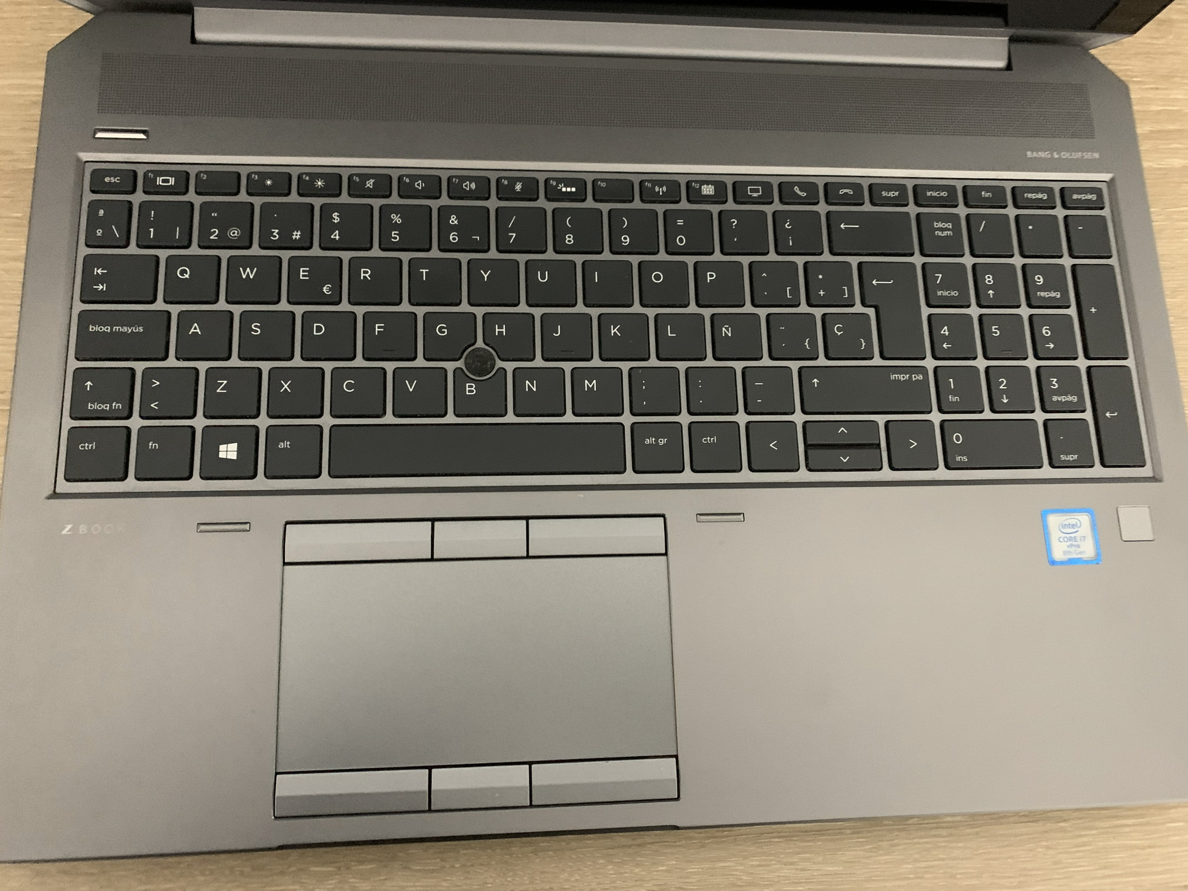 HP ZBook 15 G5 i7-8850H TOUCH 32GB 256GB SSD+ 1TB HDD P1000 4K W11 A-Ware3