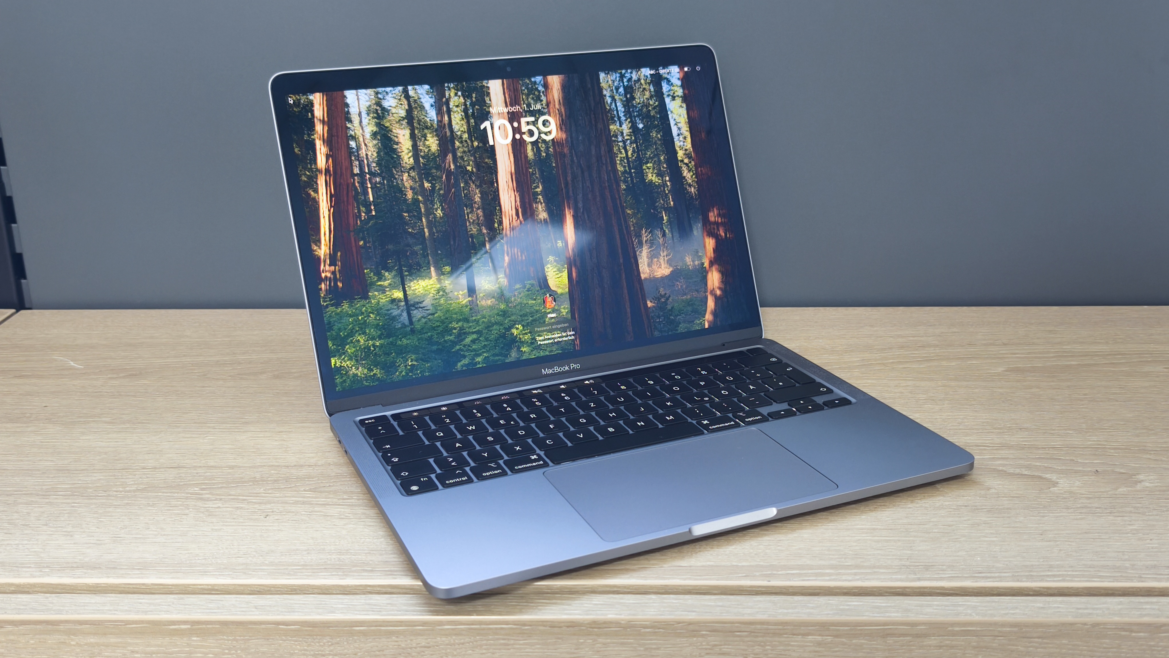 MacBook Pro A2338 13.3" M1 8 CPU/8 GPU 16GB 512GB NVMe CAM macOS A-Ware7