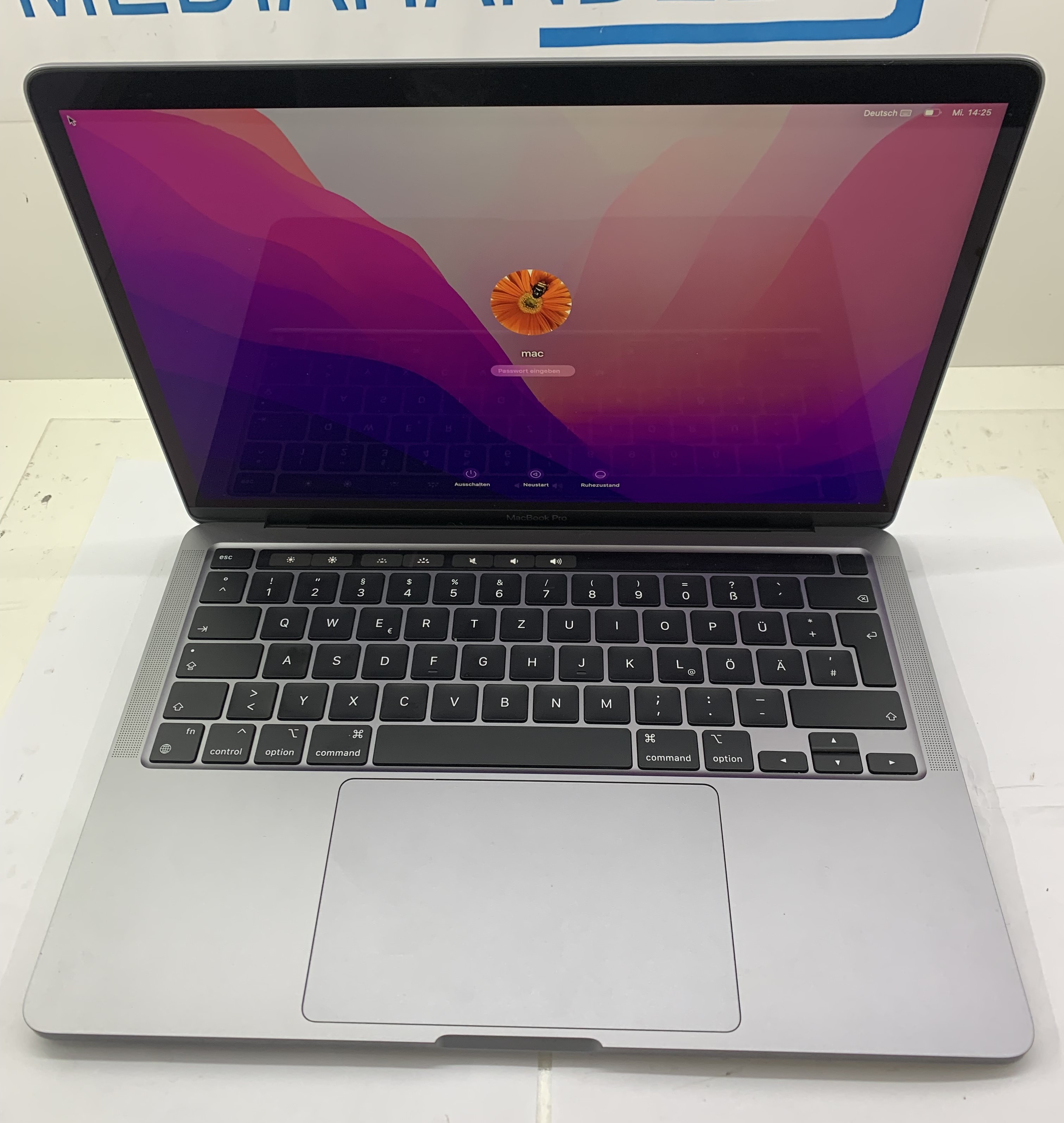 MacBook Pro A2338 2022 M2 8 CPU/10 GPU 8GB DDR 256 NVMe macOS CAM A-Ware41