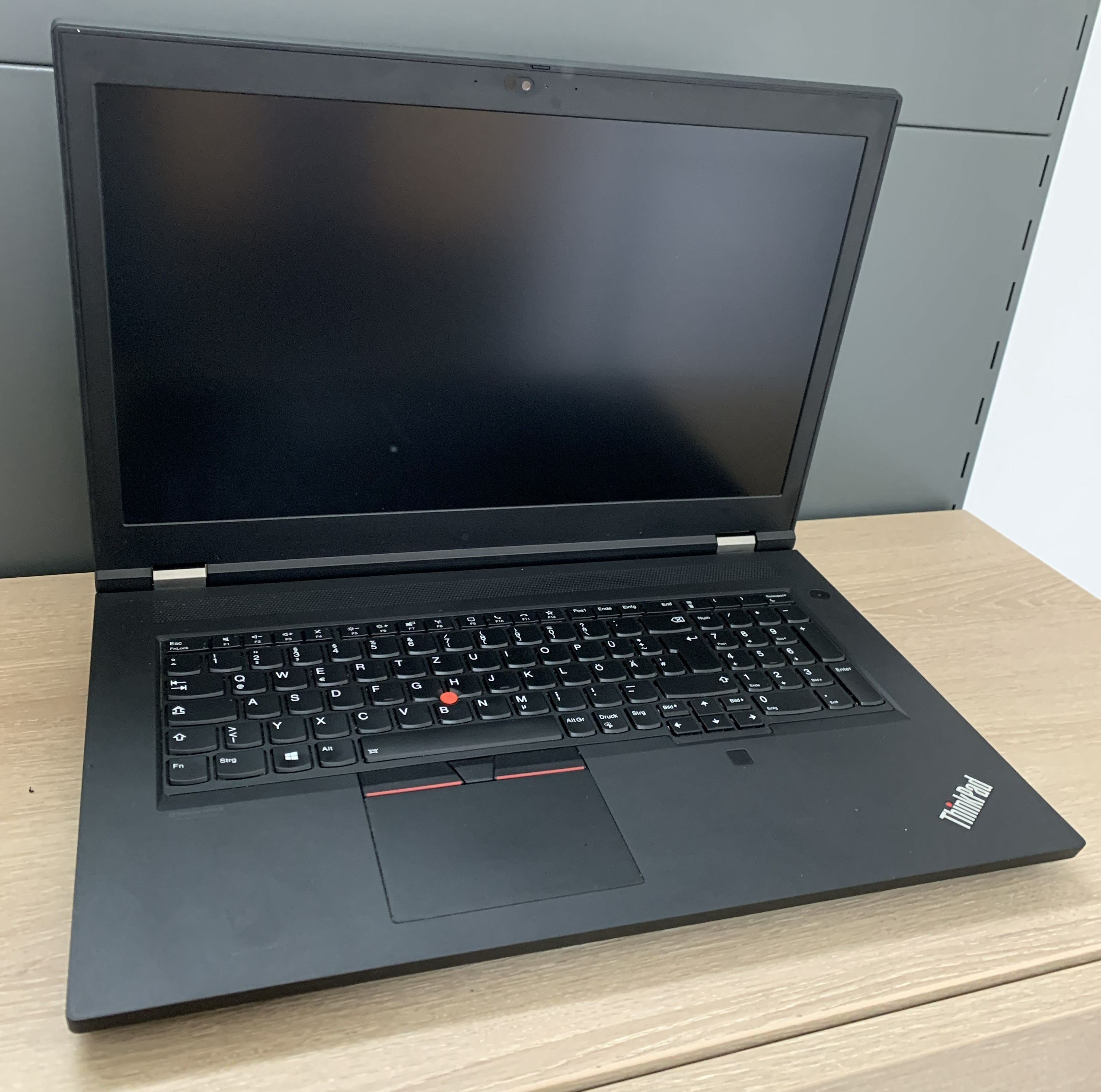 Lenovo Thinkpad P17 G2 i7-11850H 32GB  DDR 1TB NVMe RTX A3000  CAM W11 A-Ware