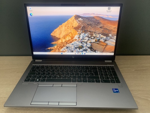 HP ZBook Fury 15,6 G8 i7-11850H 64GB DDR  1TB M.2 SSD Intel UHD CAM W11 A-Ware