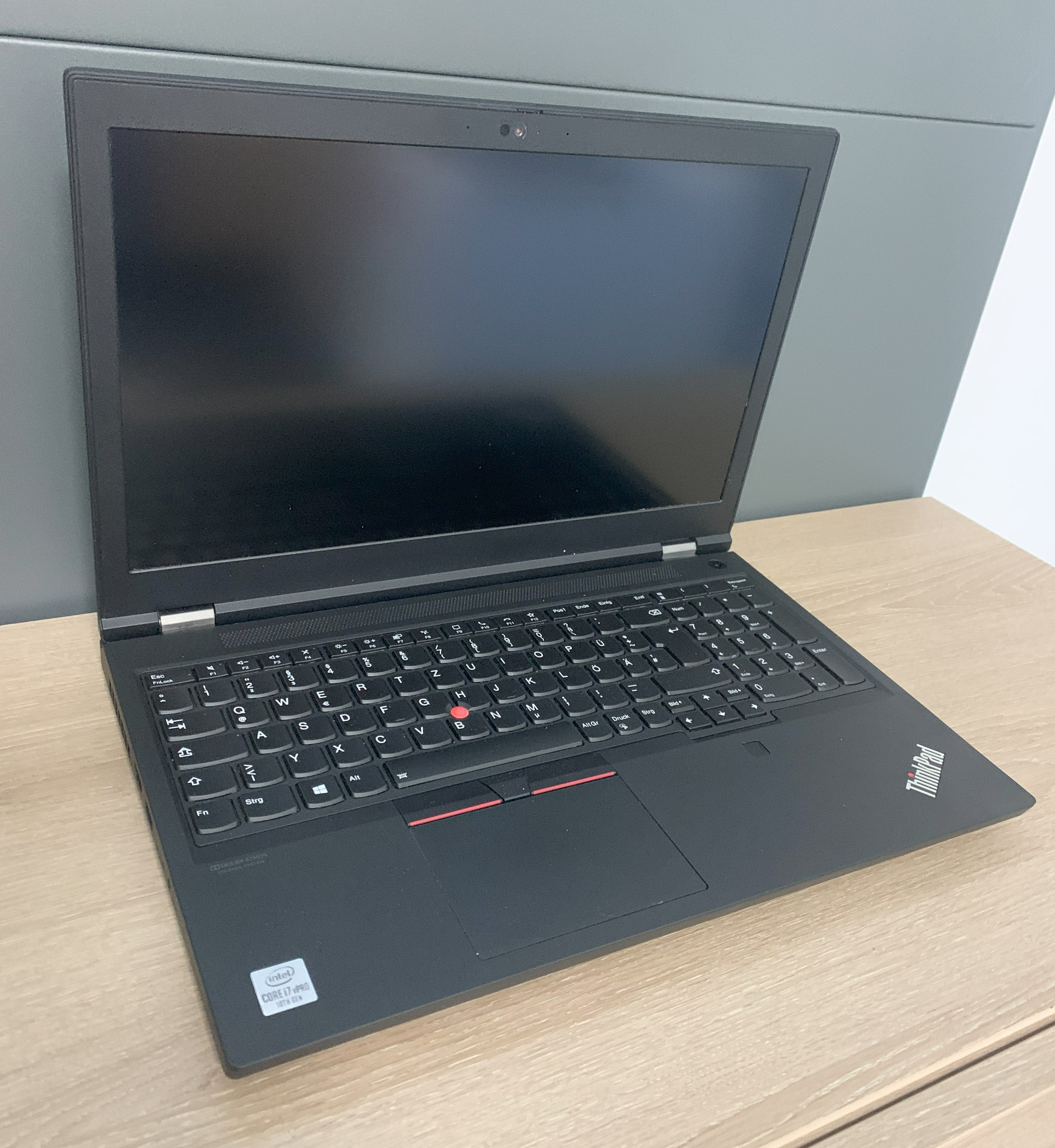 Thinkpad P15 G1 i7-10850H 2,70GHz 32GB 512GB M.2 SSD T1000 4GB CAM W11 B-Ware14