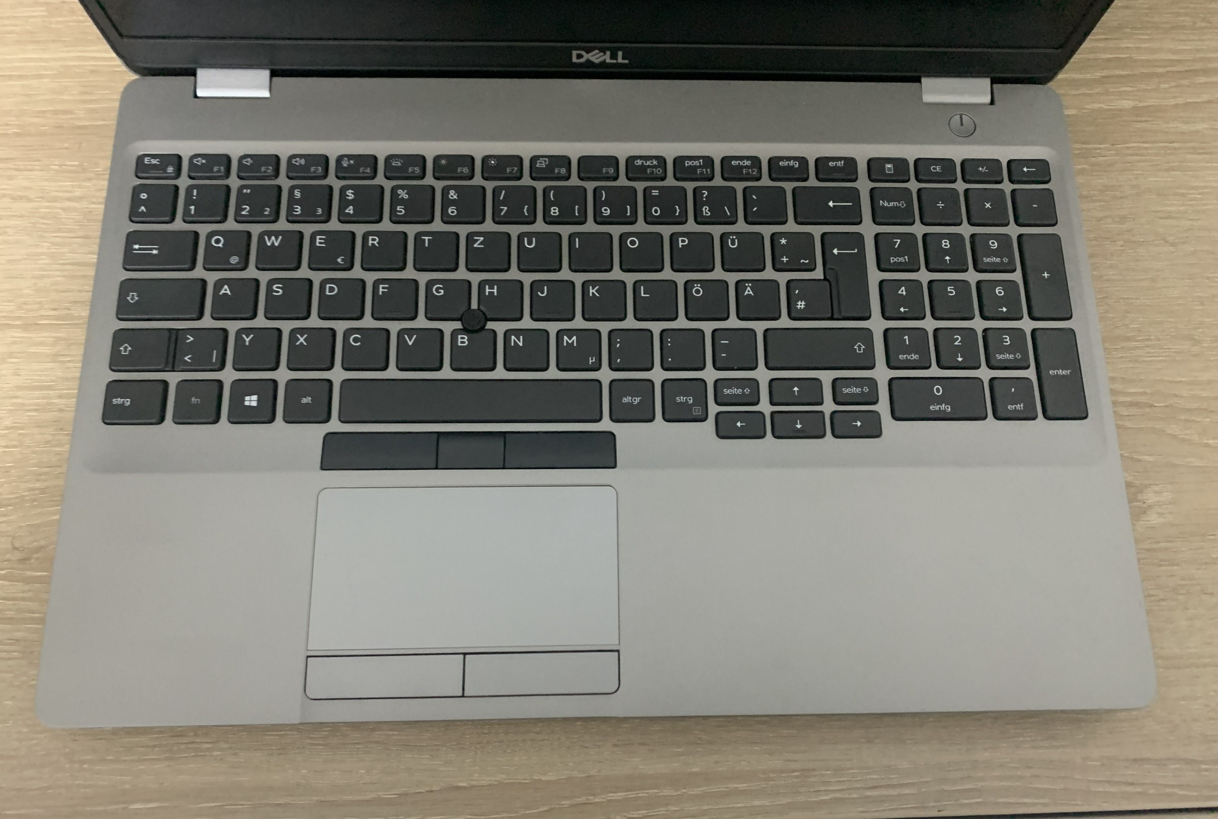 Dell Precision 3551 15,6" i7-10850H 32GB DDR 512GB NVMe P620 CAM W11 B-Ware1