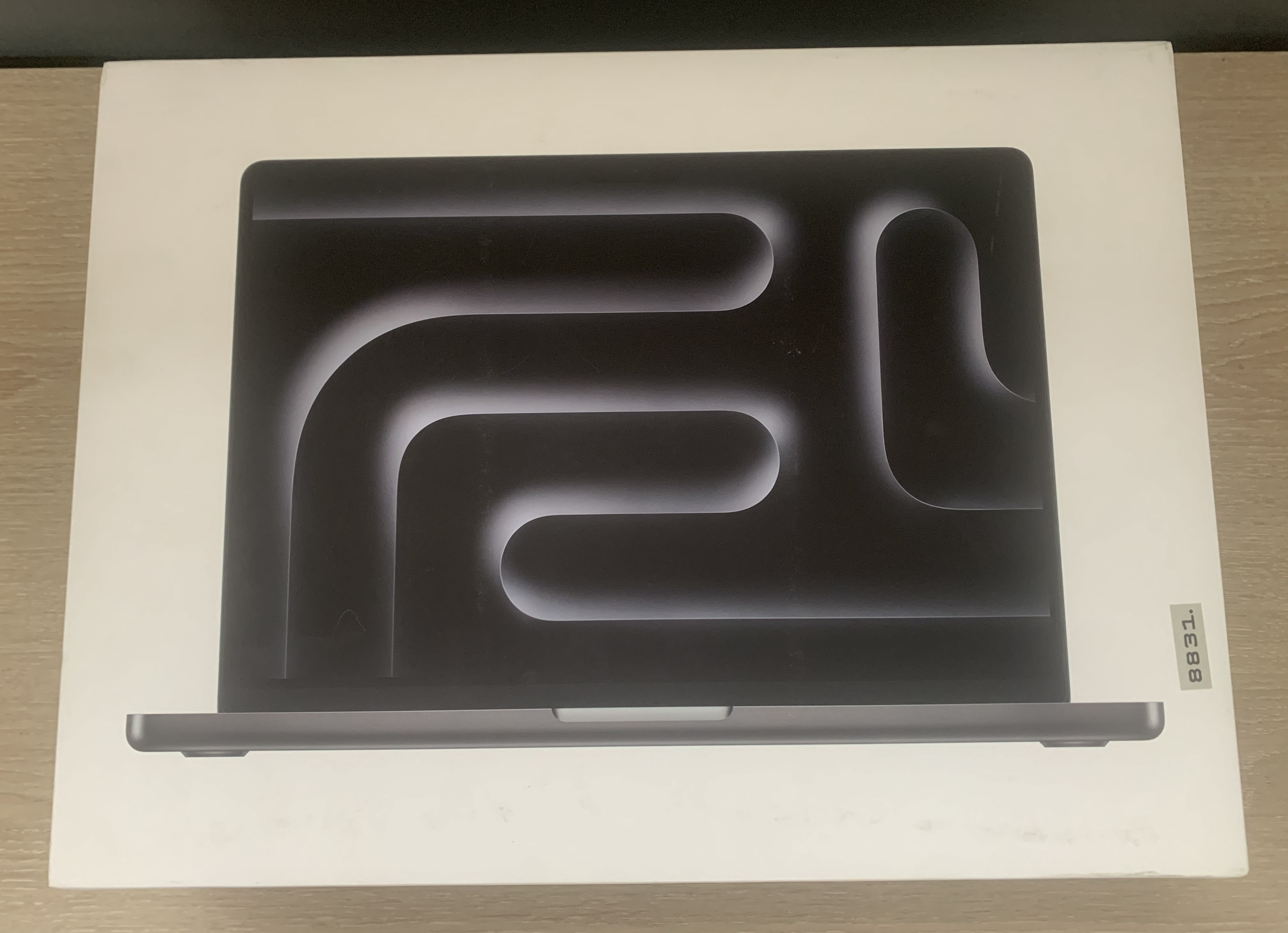 Macbook Pro A3112  Apple M4 10C CPU/ 10C GPU 16GB 512GB SSD CAM macOS NEU 8