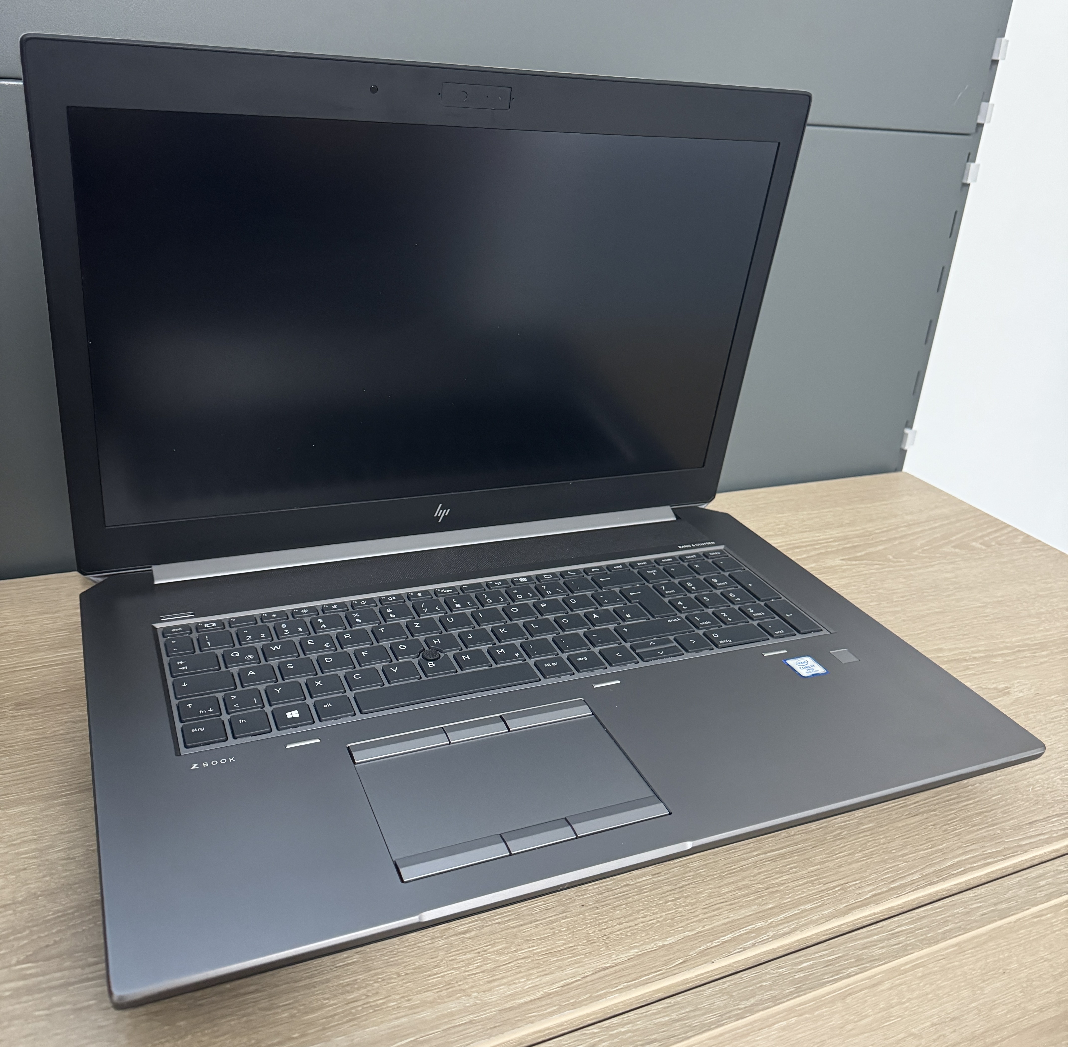 HP ZBook 15 G6 TOUCH i7-9750H 32GB 256GB SSD +1TB HDD T1000 4GB 4K W11 A-Ware