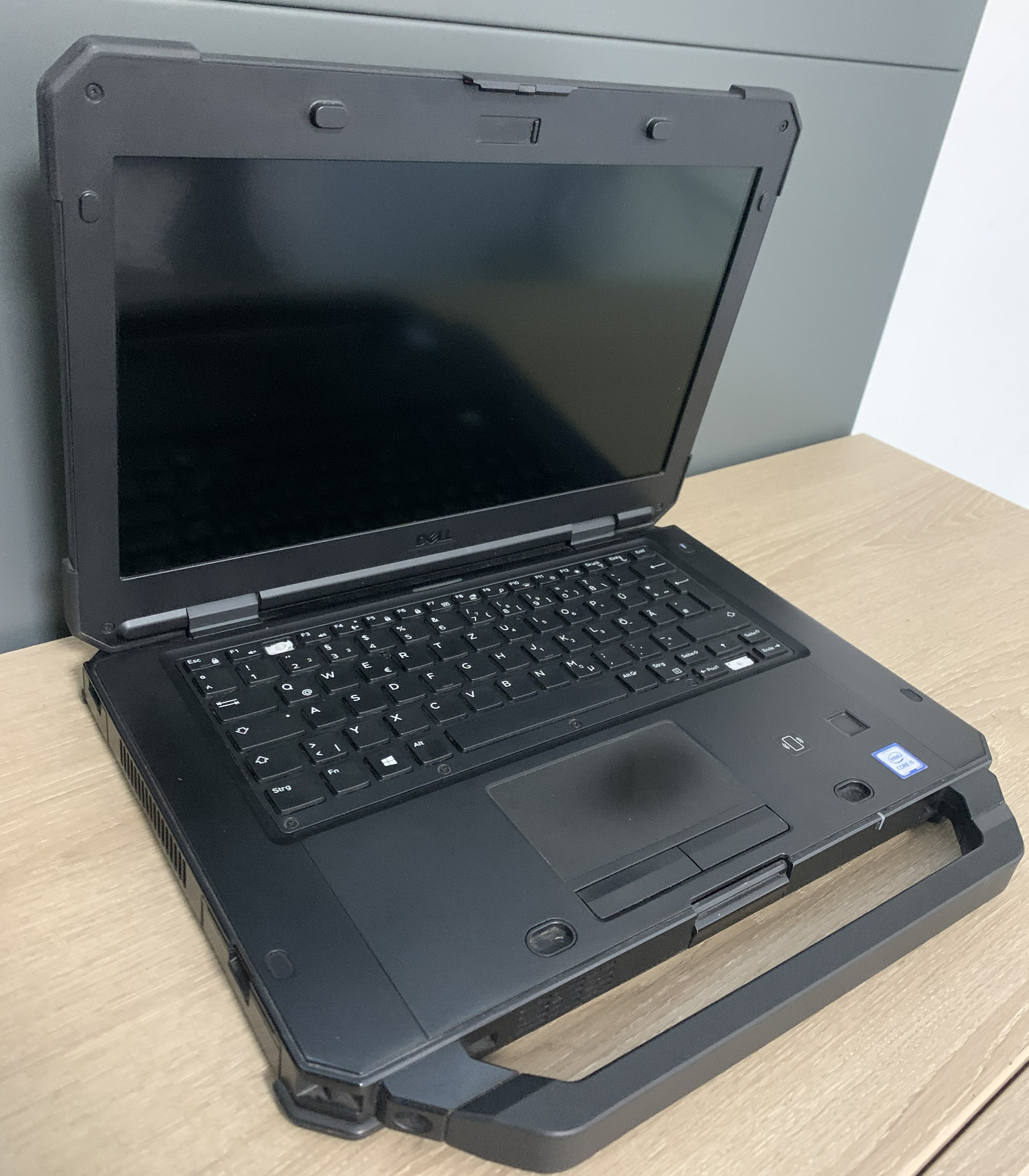 Dell Latitude 5420 Rugged TOUCH i5-8350 16GB 256GB M.2 SSD Full HD W11 B-Ware3